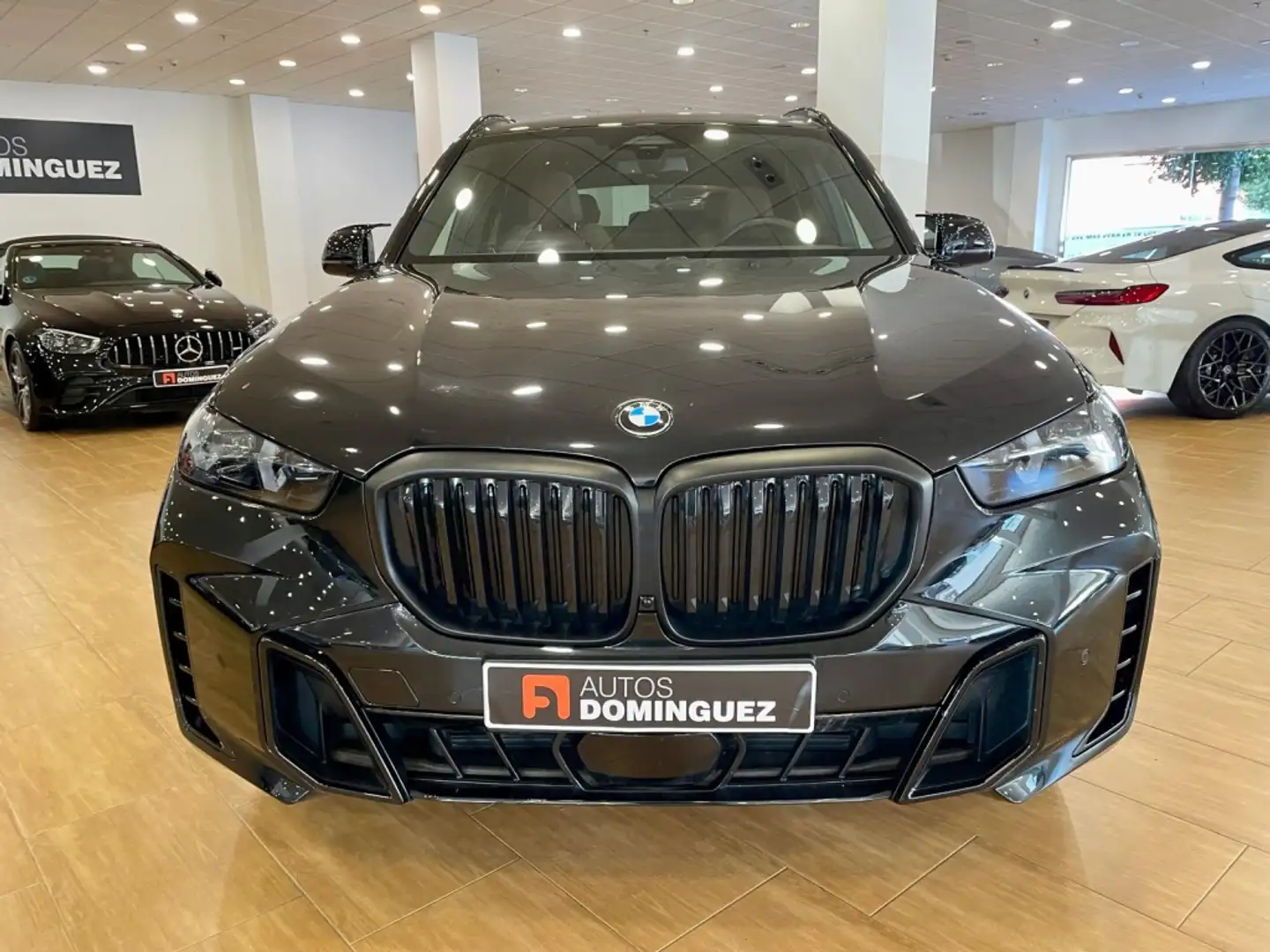 BMW X5 xDrive 30dA xLine Negro - 2