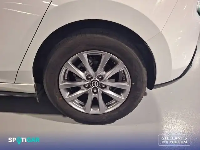 Mazda Mazda3 view 11