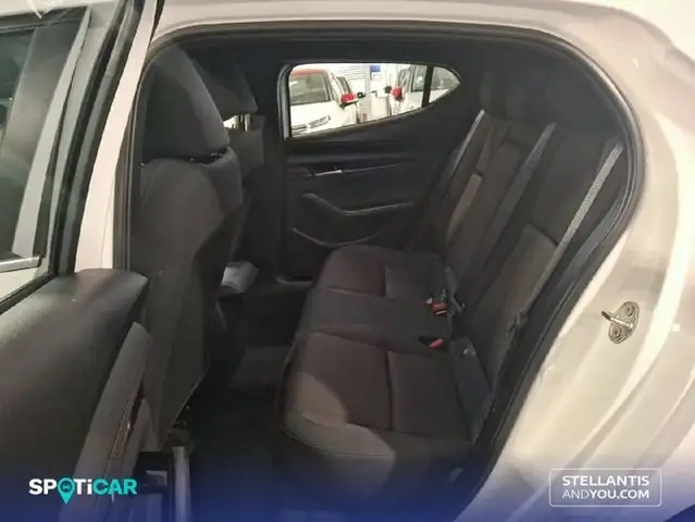 Mazda Mazda3 view 10