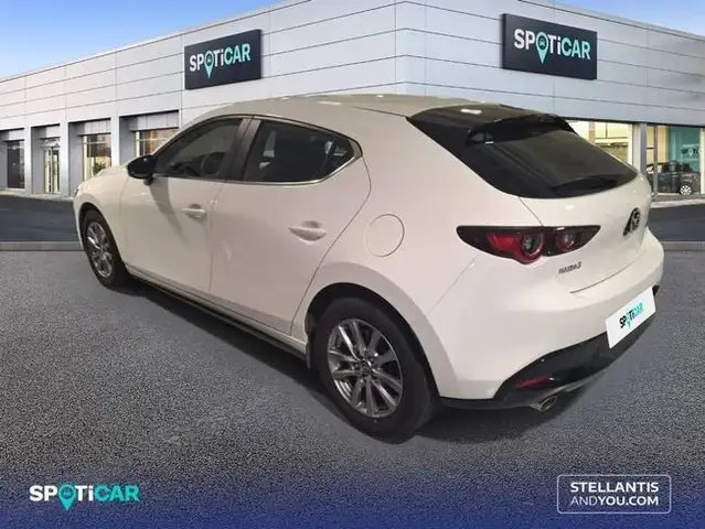 Mazda Mazda3 view 5