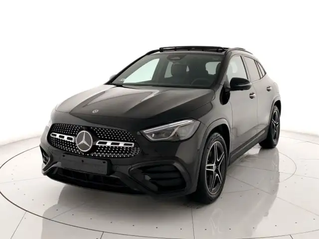 Mercedes-Benz GLA 200 d PREMIUM PLUS (150cv)