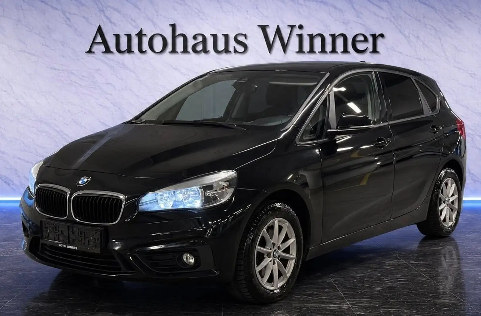 BMW 220 220 d Advantage Active Tourer Aut. Black 190 PS Schwarz - 2