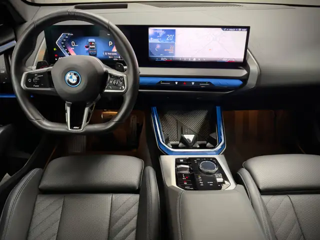 BMW X3 view 24