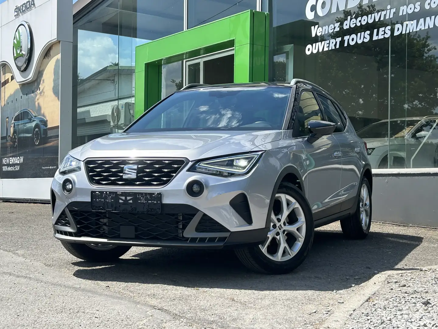 SEAT Arona 1.0TSI •BLACK PACK•CARPLAY•CRUISE• Argent - 1