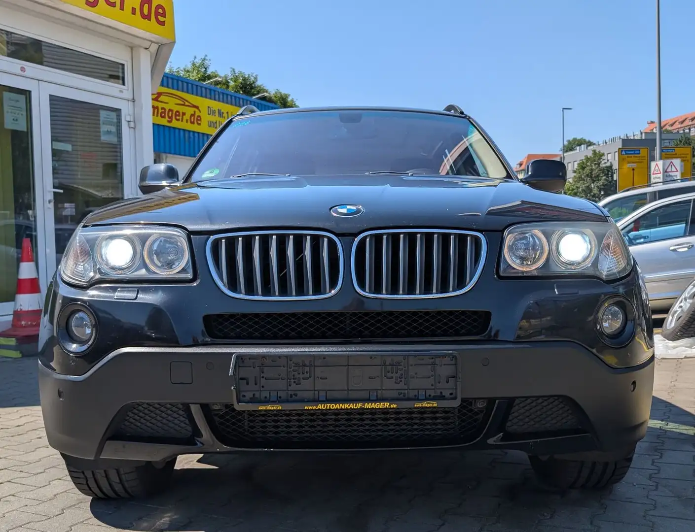 BMW X3 xDrive*2Hd*Temp*AHK*Shz*Xenon*Pdc*Pano*Leder* Noir - 2