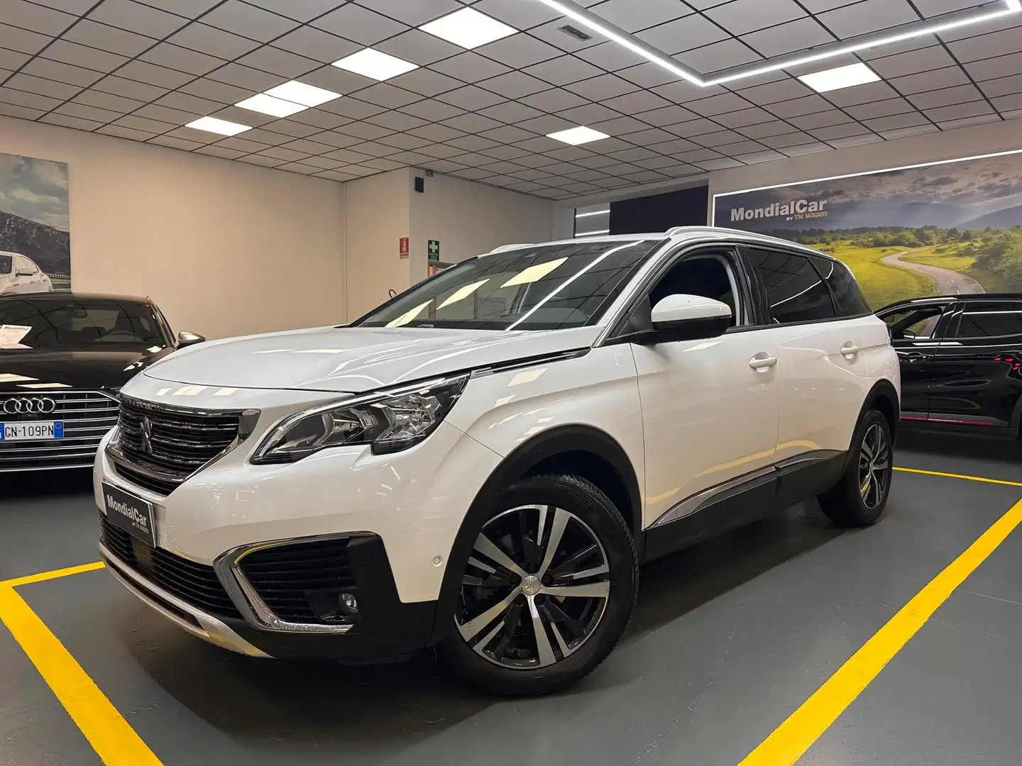 Peugeot 5008 1.5 130cv bluehdi Allure *7 POSTI* NEOPATENTATI * Bianco - 1