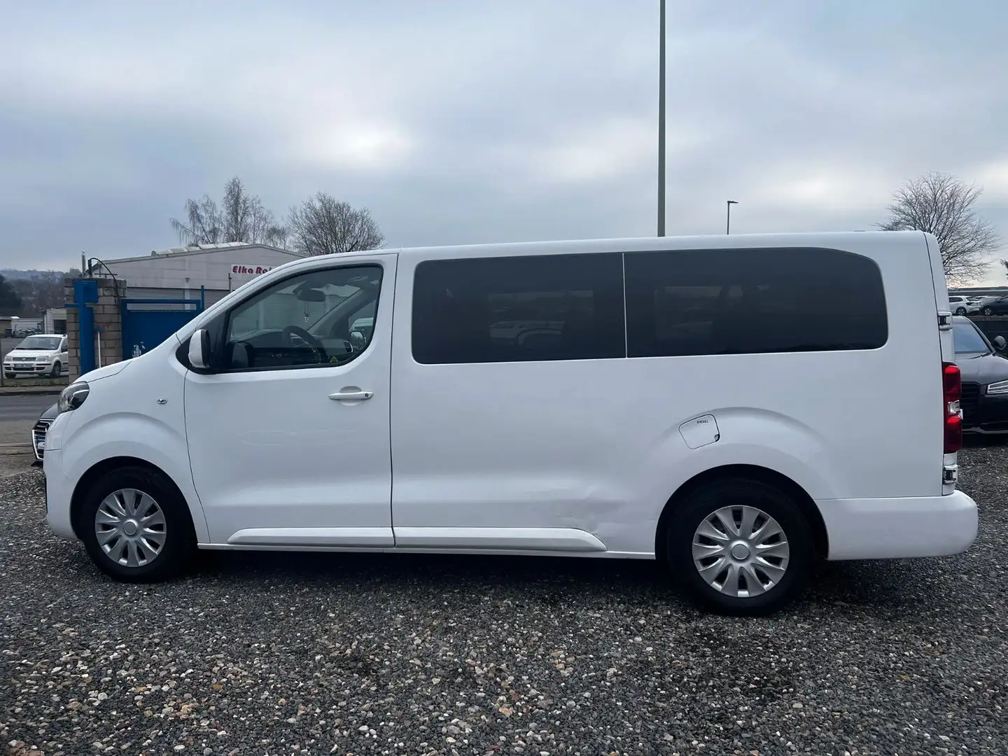 Toyota Proace PROACE VERSO-9 SITZE-PDC-KLIMA Weiß - 2