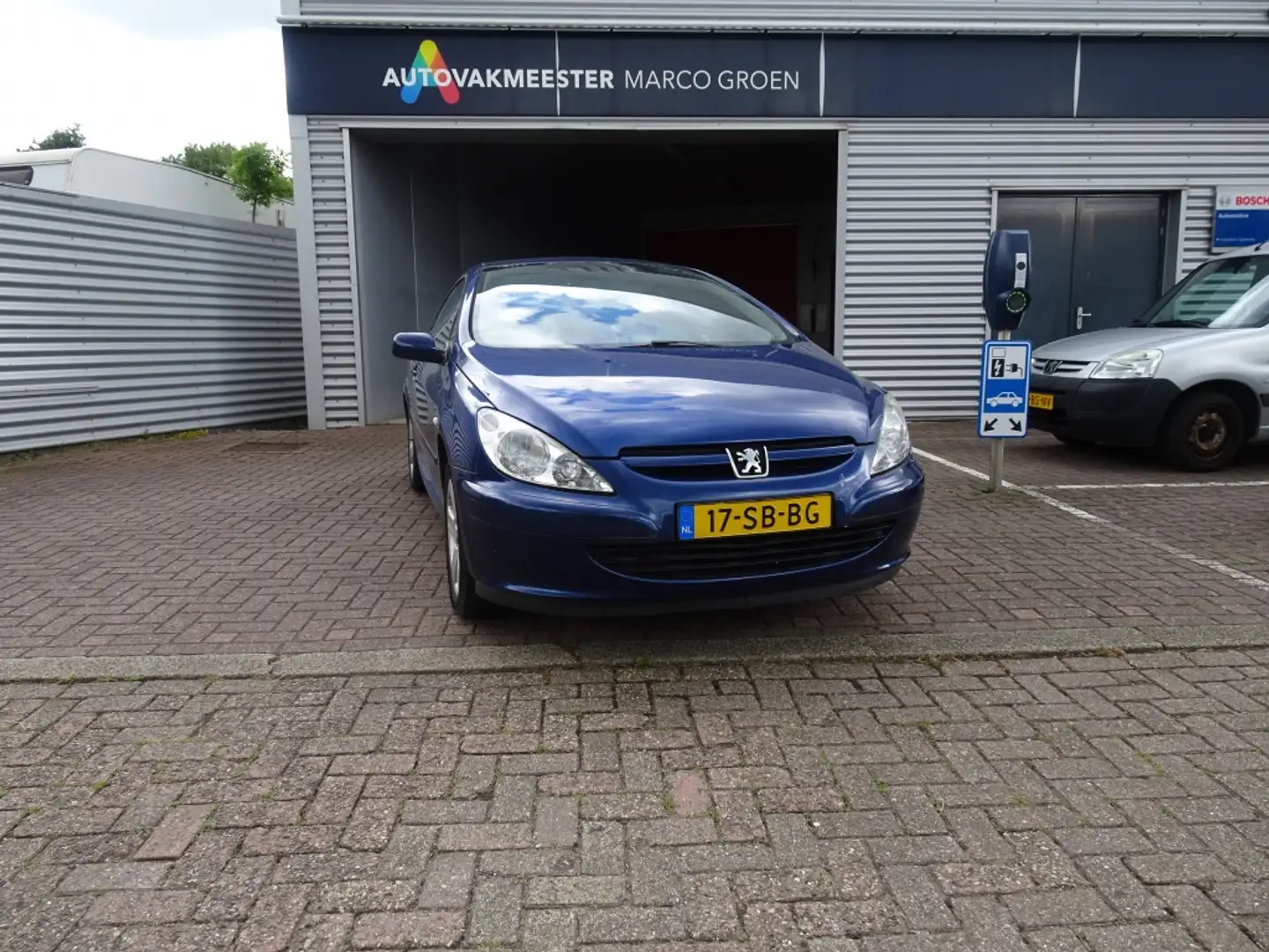 Peugeot 307 CC 1.6-16V Bleu - 1