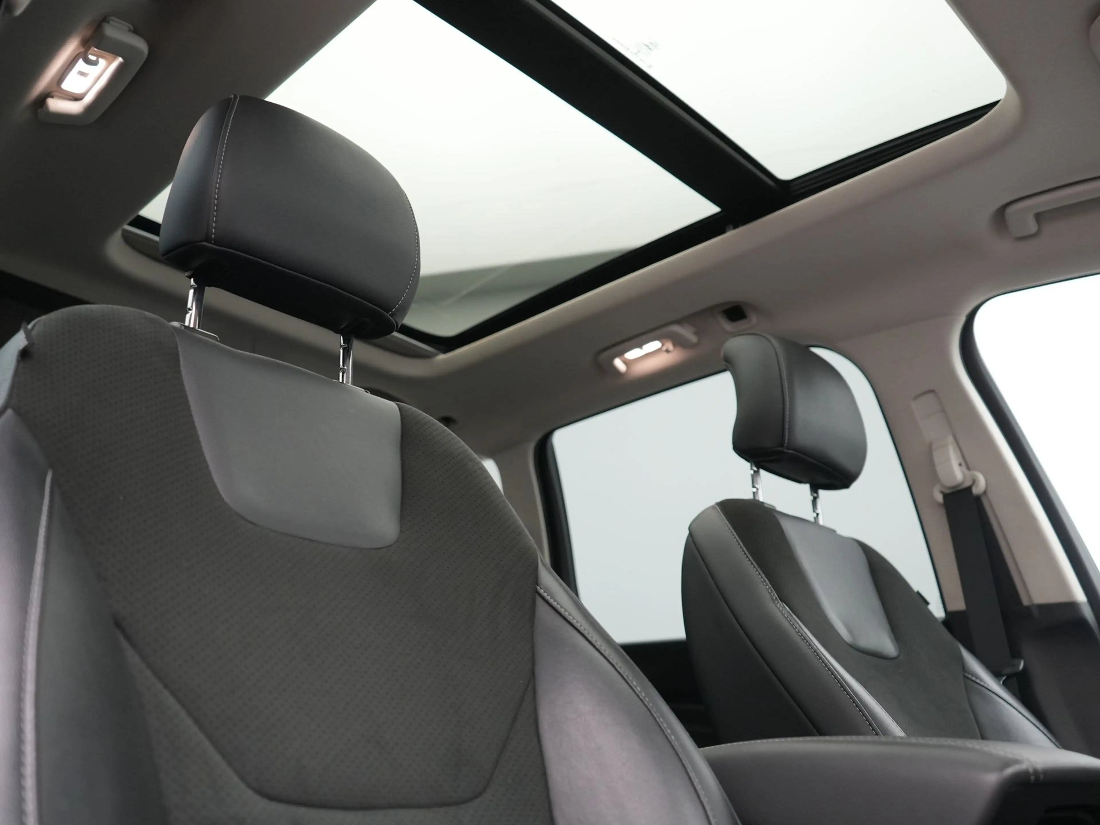 Ford Galaxy 2.0 Titanium Automaat 7 Persoons 241pk Dealer O.H. — photo 5