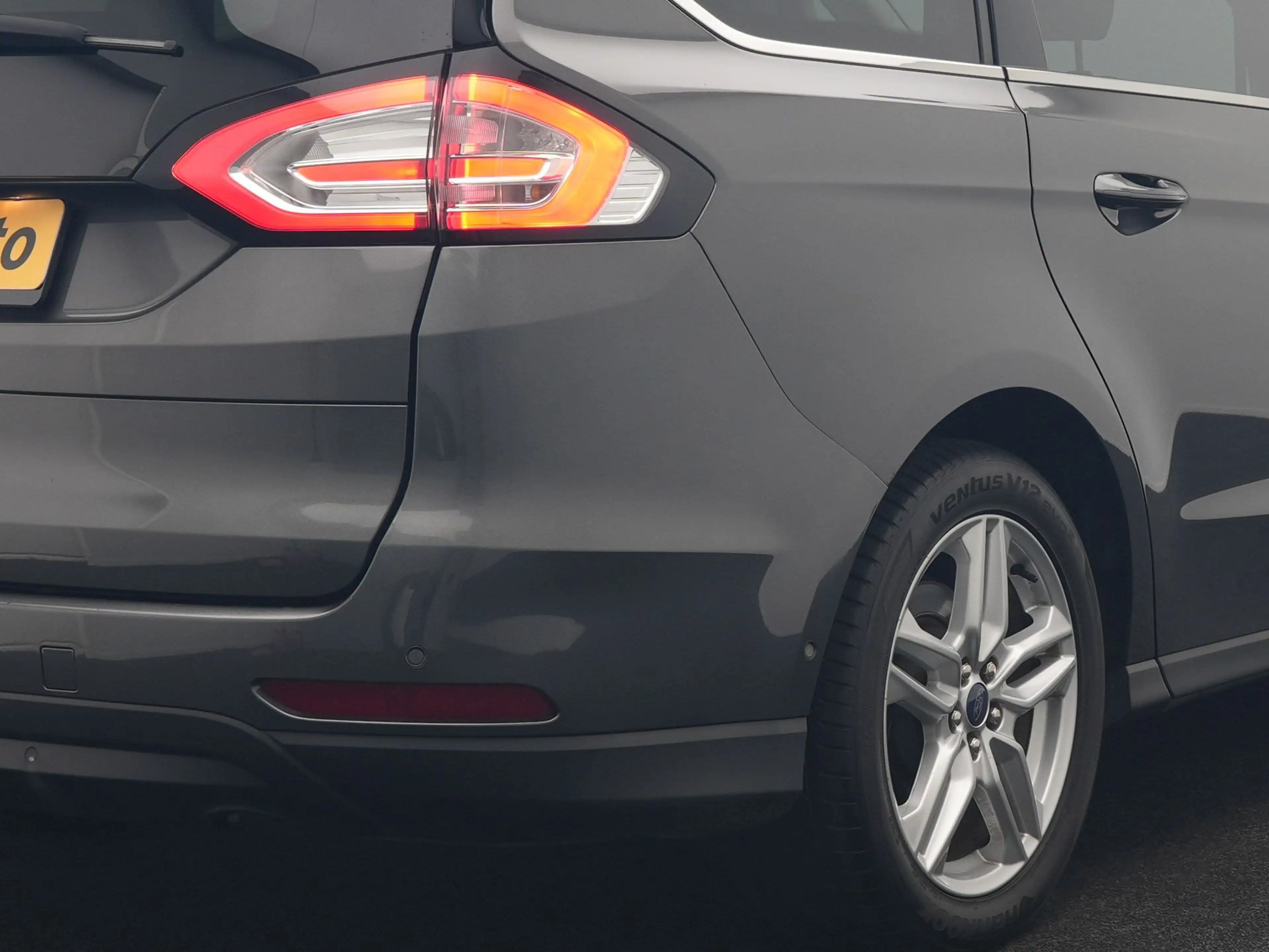 Ford Galaxy 2.0 Titanium Automaat 7 Persoons 241pk Dealer O.H. — photo 9