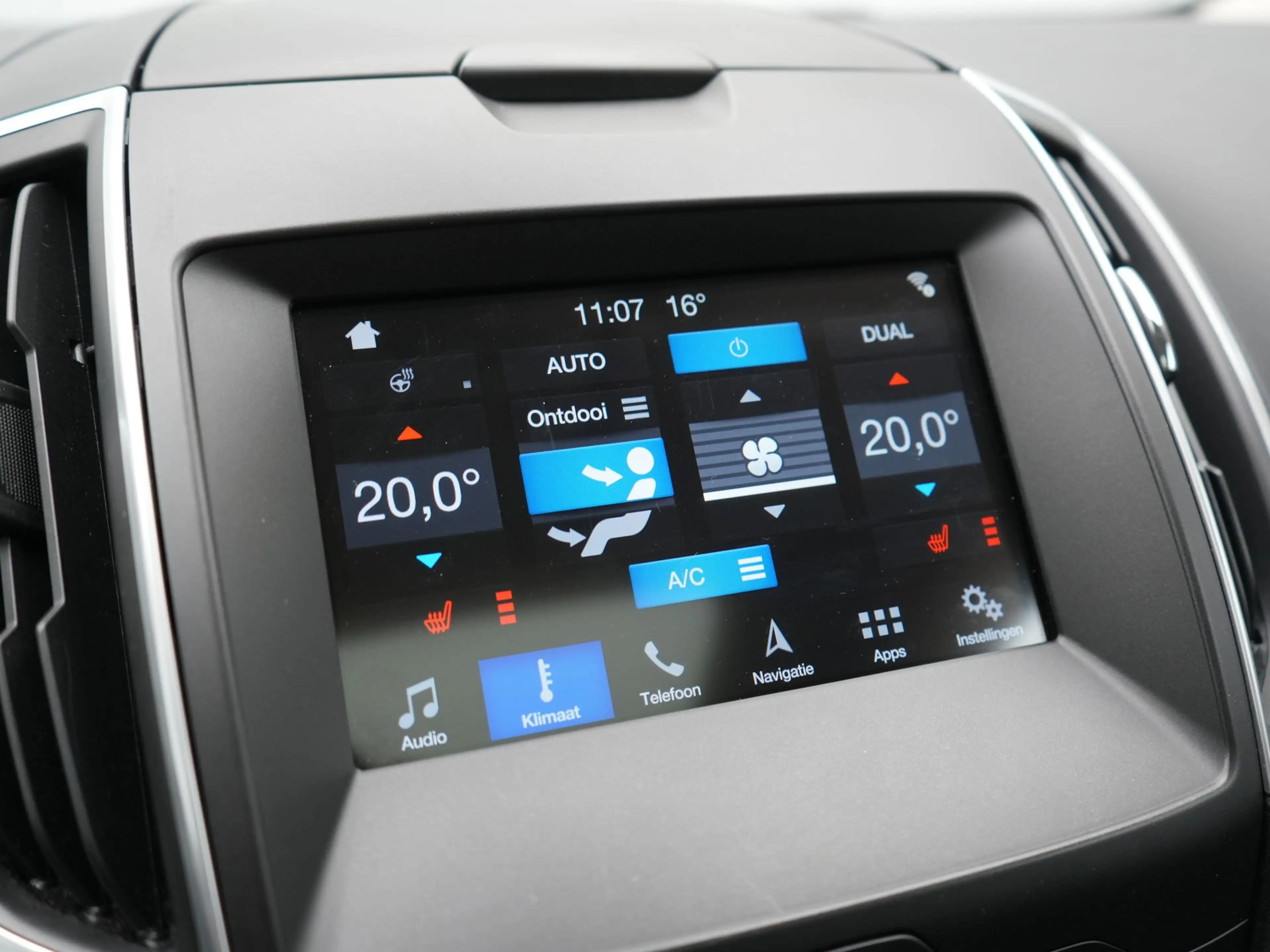 Ford Galaxy 2.0 Titanium Automaat 7 Persoons 241pk Dealer O.H. — photo 42
