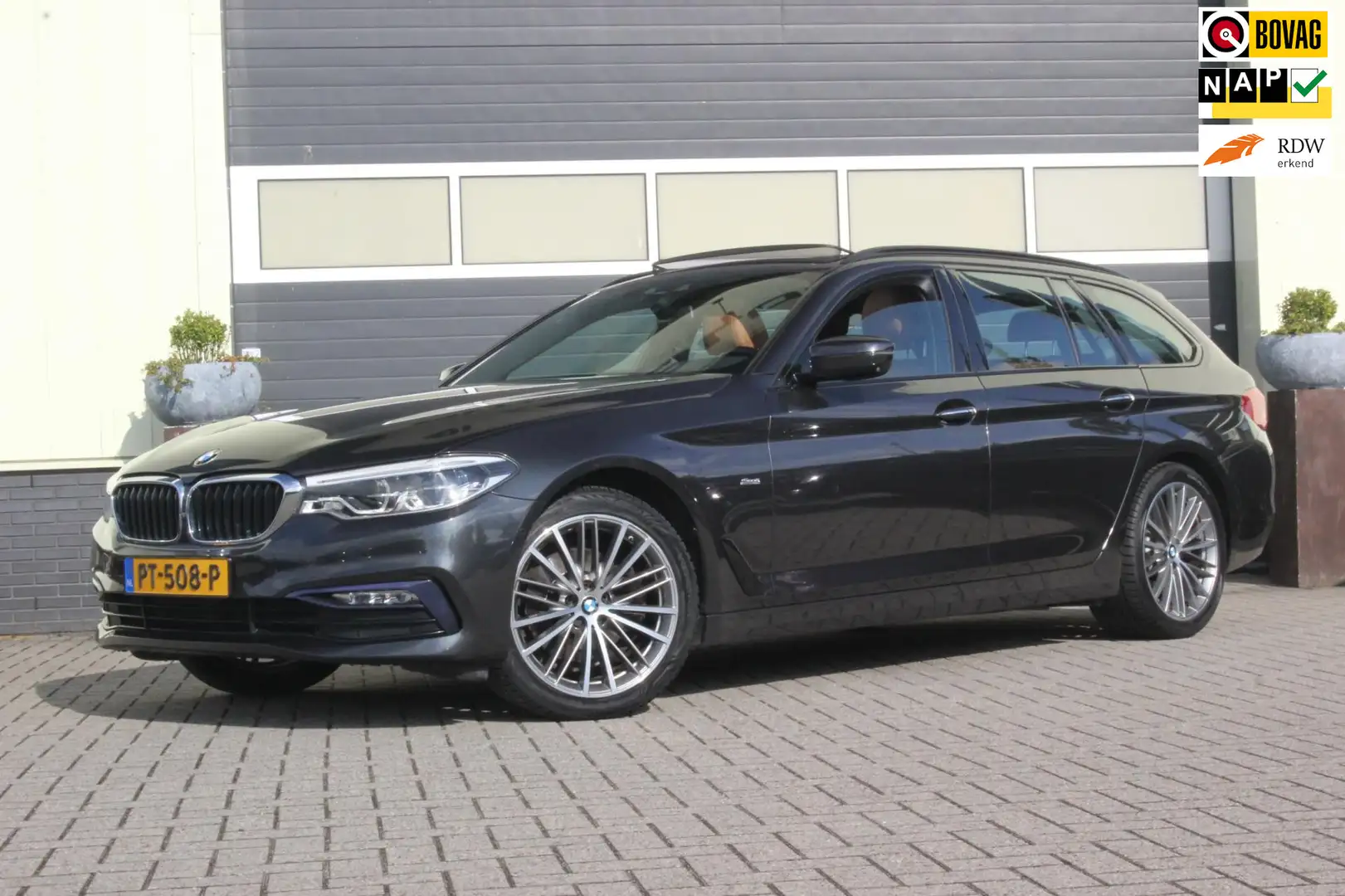 BMW 520 5-Serie Touring 520i High Executive | Panoramadak Gris - 1