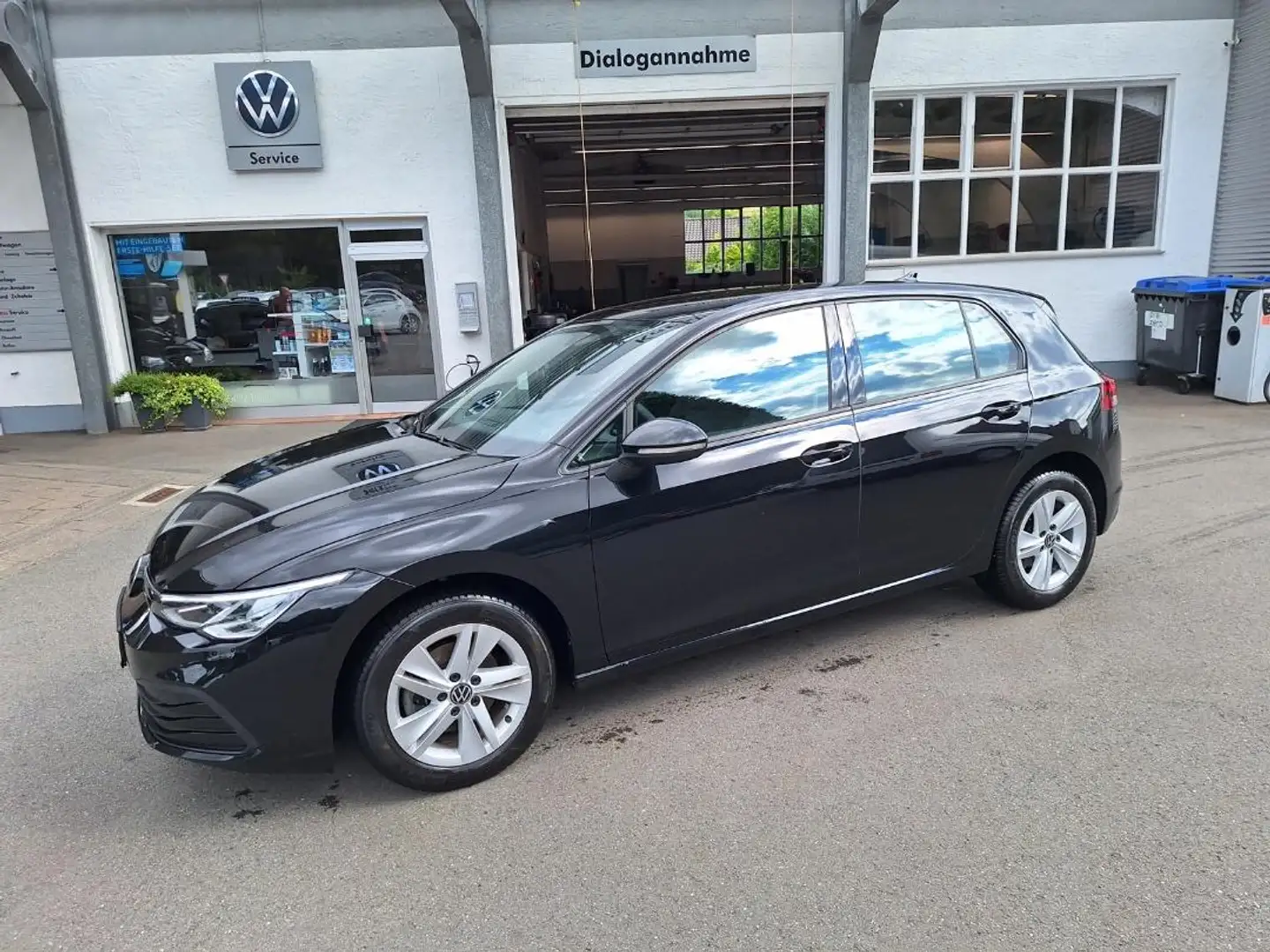 Volkswagen Golf Life 1.0 TSI ACC APP LED Schwarz - 2