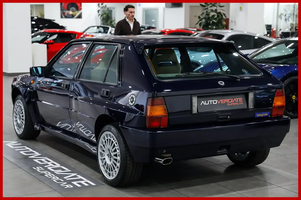 Lancia Delta 2.0 turbo HF integrale Blu Lord - Targhe TO, foto 5