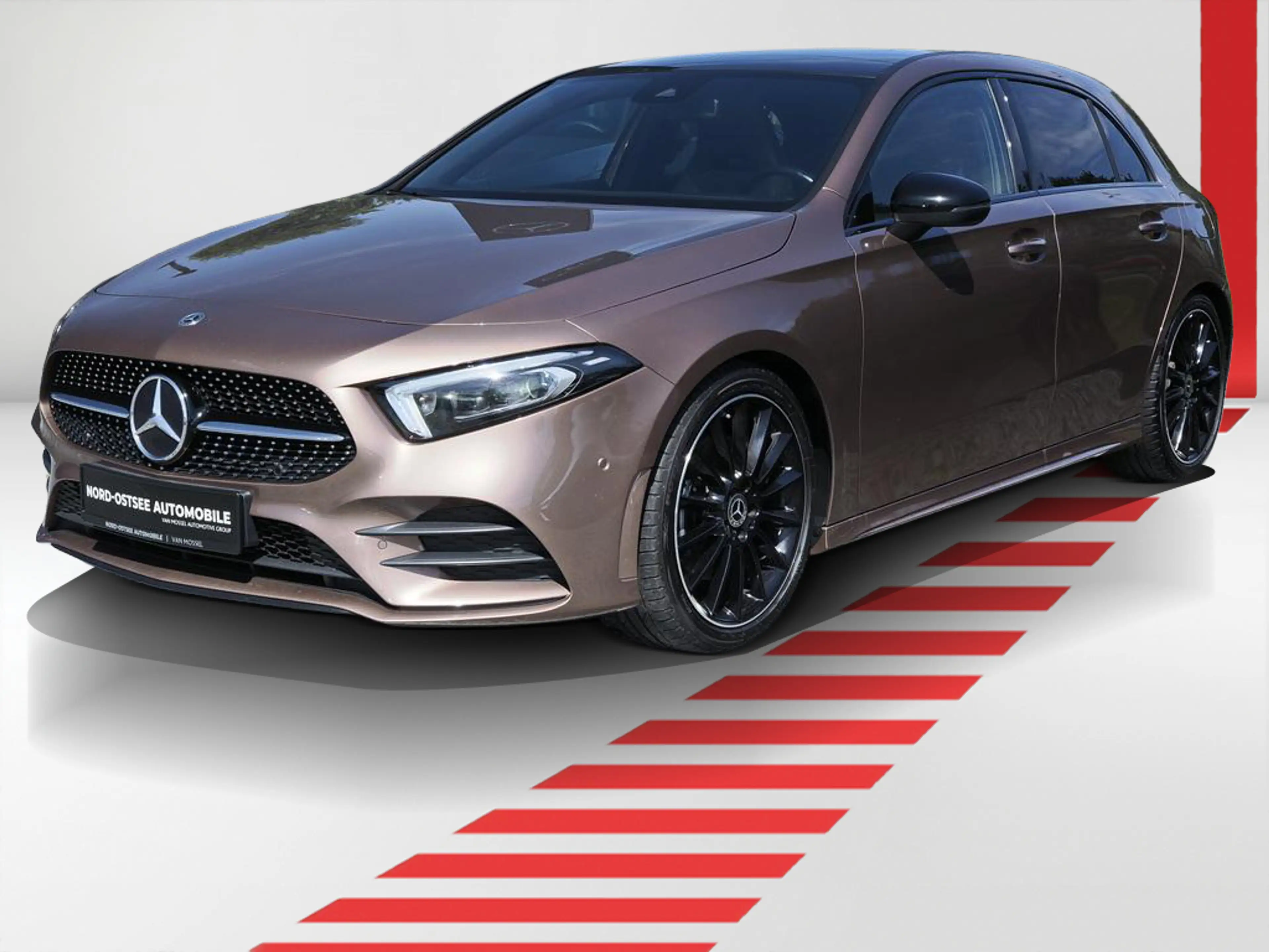 Mercedes-Benz A 220 d 4M AMG KAMERA PANO MBUX TEMPO NIGHT — photo 2