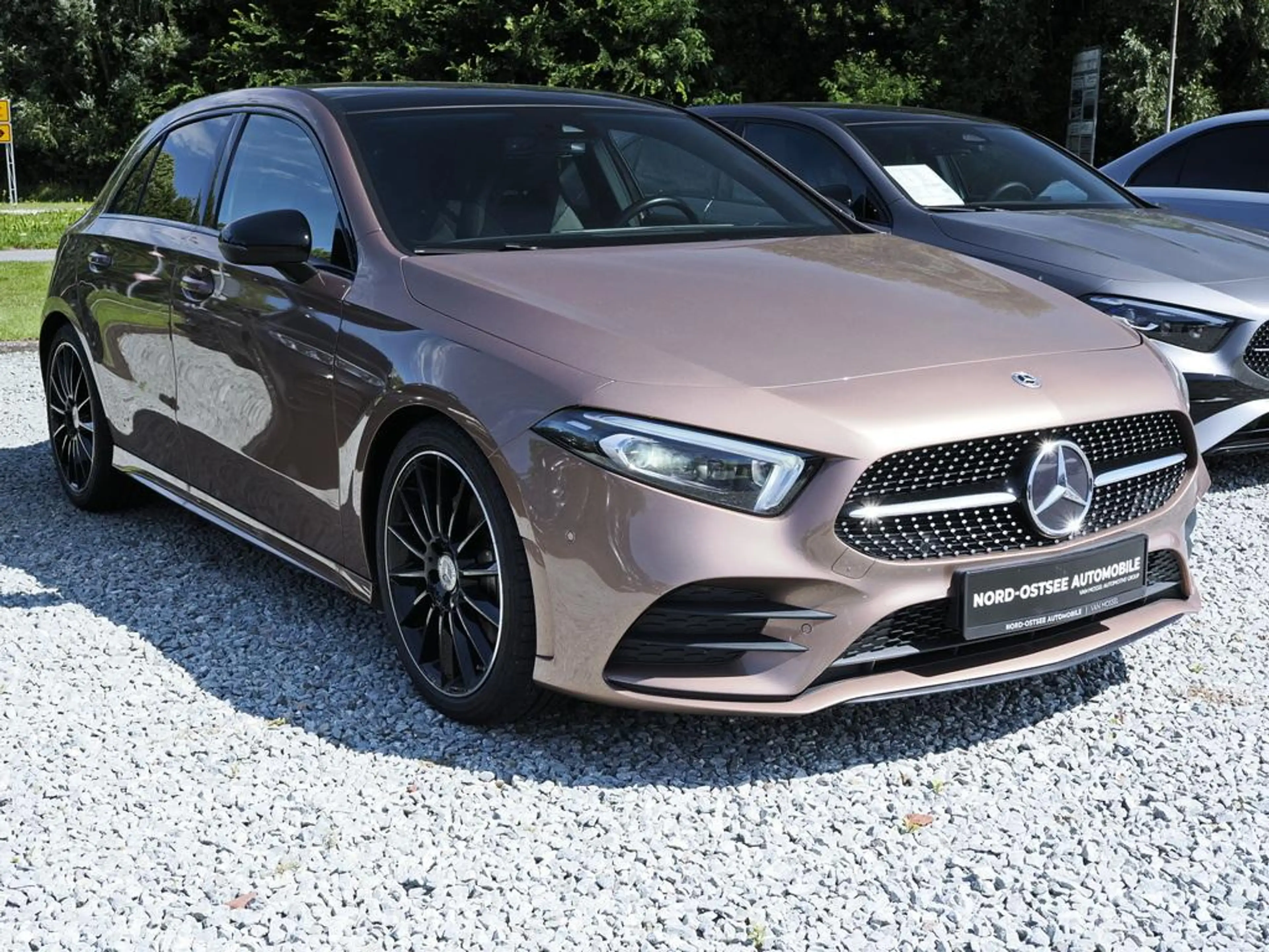 Mercedes-Benz A 220 d 4M AMG KAMERA PANO MBUX TEMPO NIGHT — photo 5
