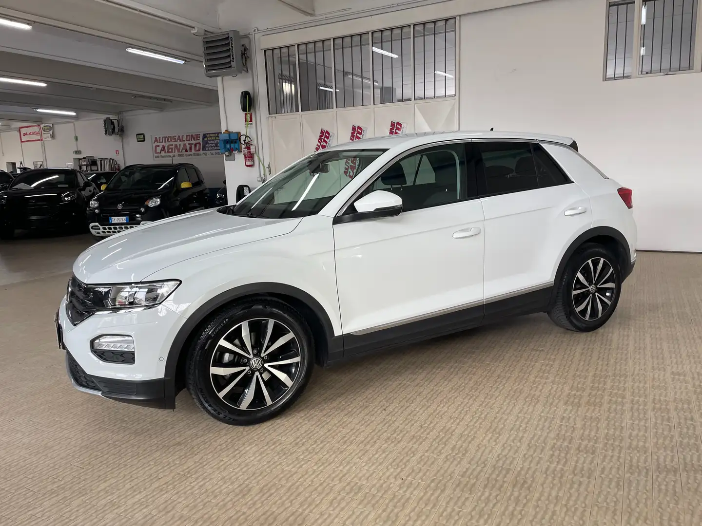 Volkswagen T-Roc 1.6 tdi 115cv Advanced Km 78000 Navi Cerchi 17 Bianco - 1