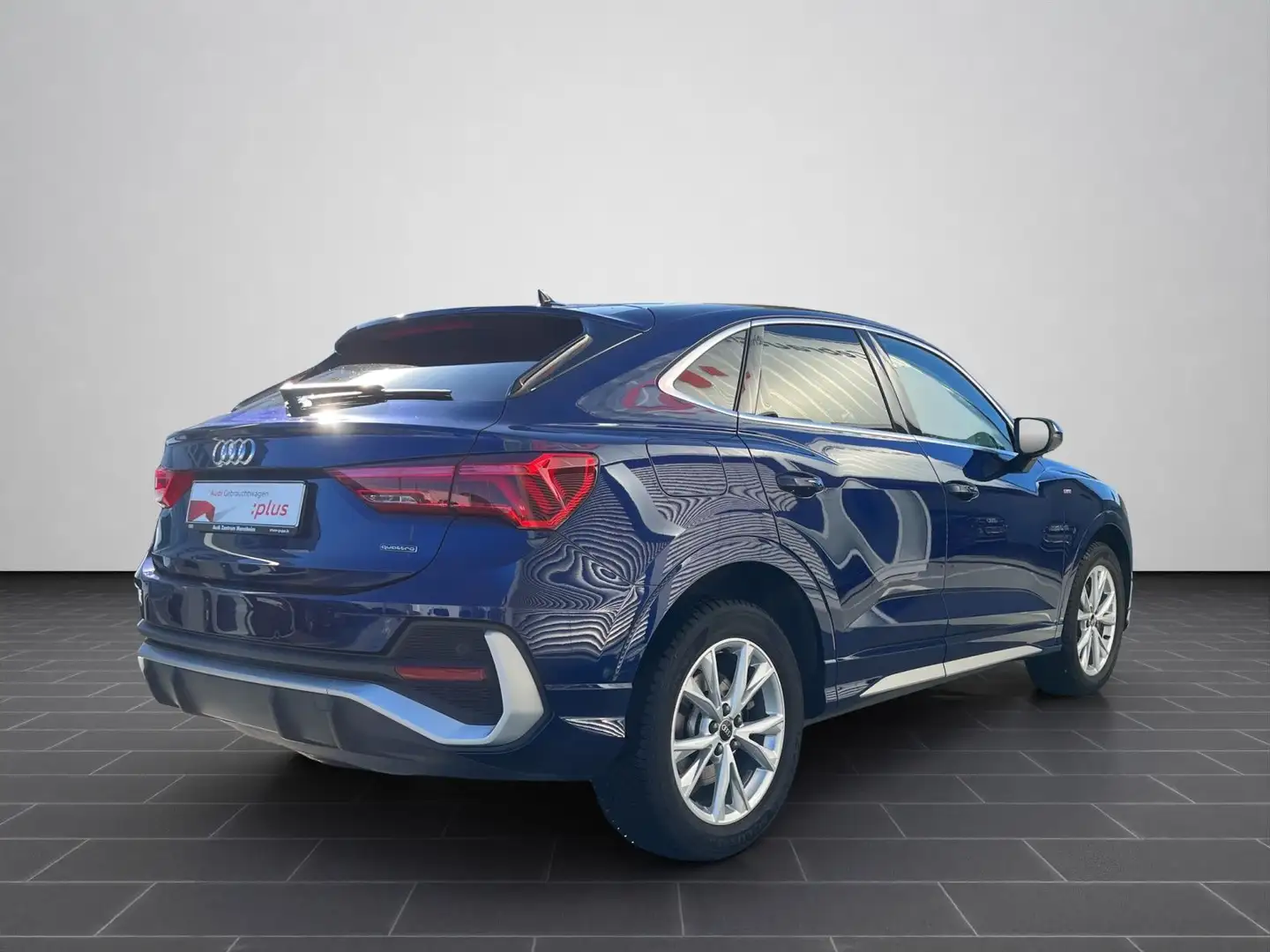 Audi Q3 S line 40 TDI quattro 147(200) kW(P Blau - 2