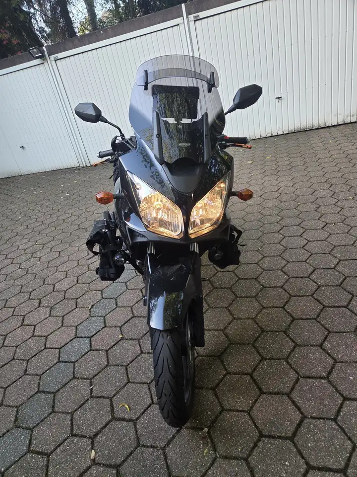 Suzuki V-Strom 650