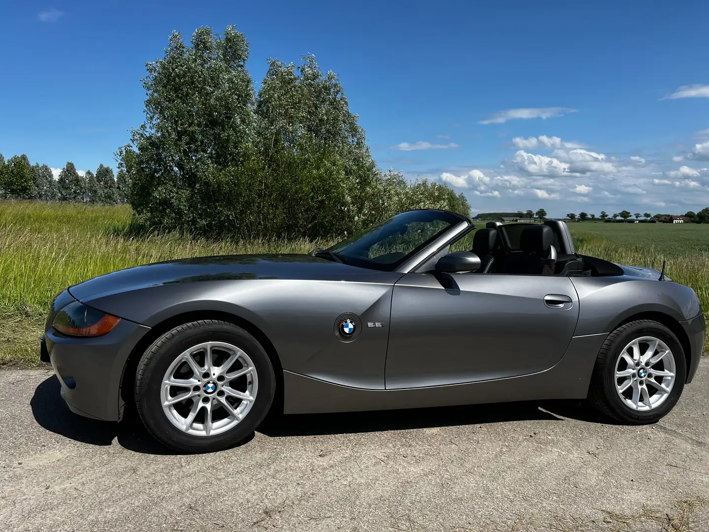 BMW Z4 2.2i - 1