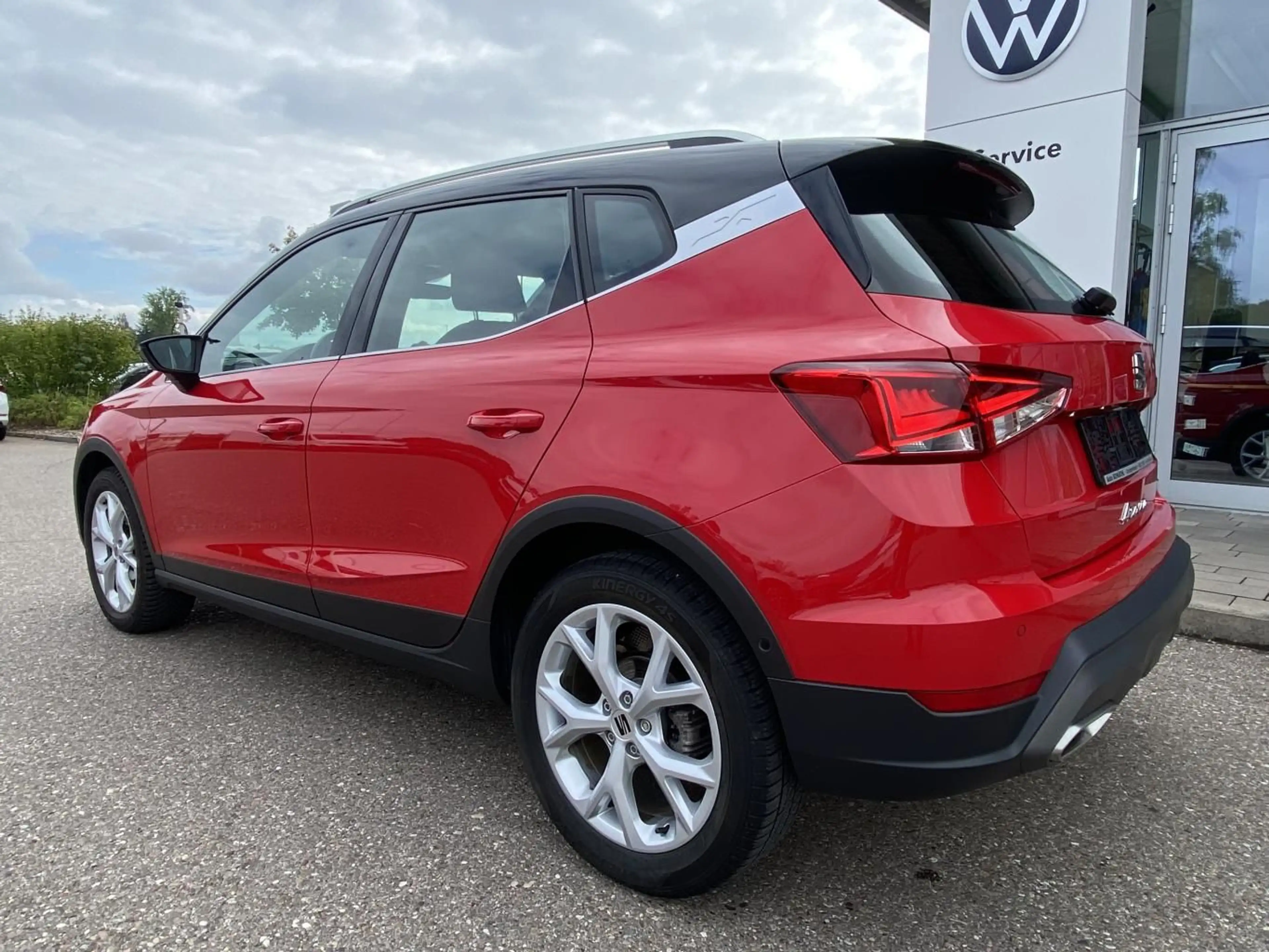 SEAT Arona 1.0 TSI DSG FR VIRTUAL-COCKPIT+NAVI-PRO+KA — photo 4