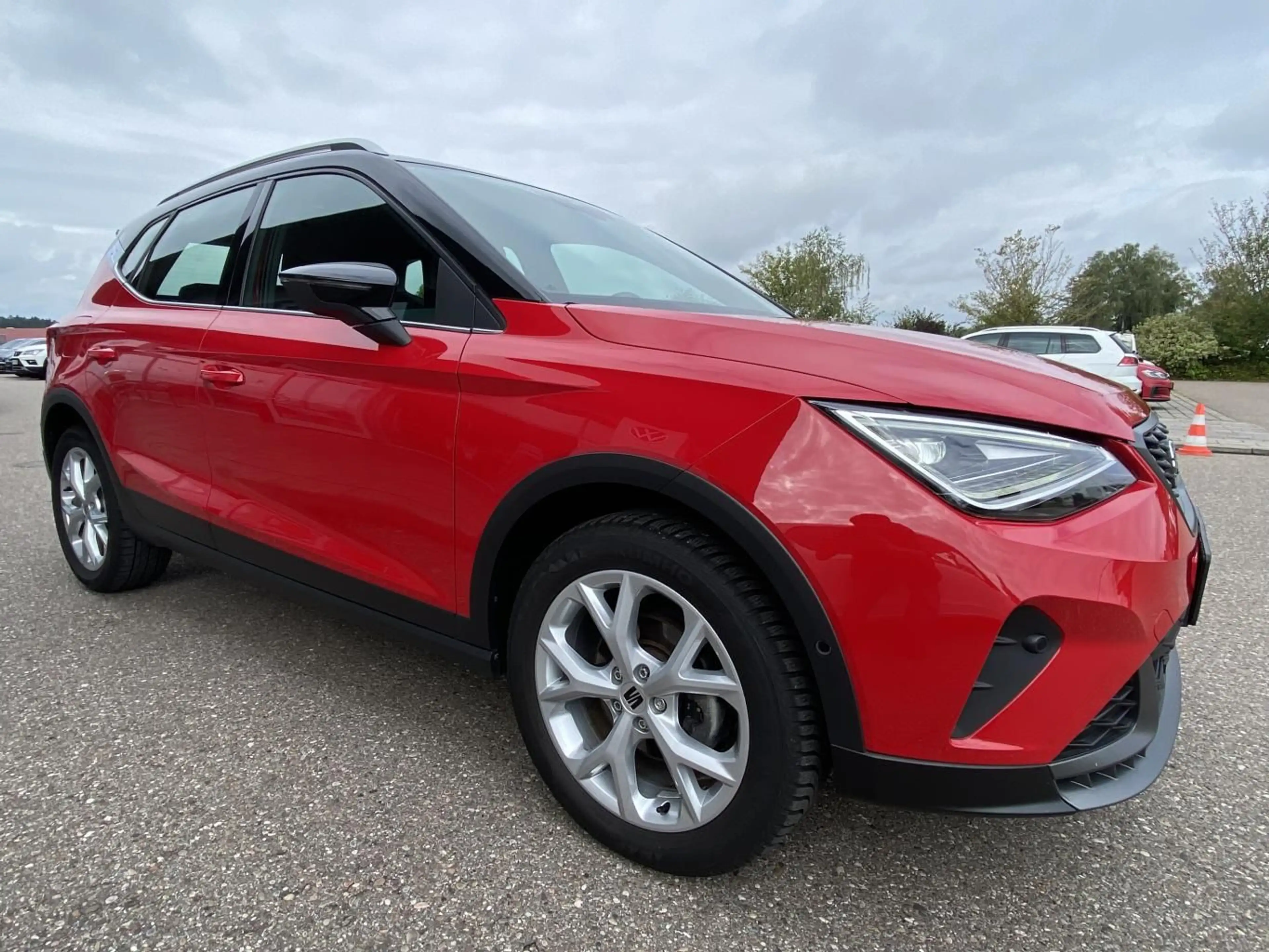 SEAT Arona 1.0 TSI DSG FR VIRTUAL-COCKPIT+NAVI-PRO+KA — photo 7