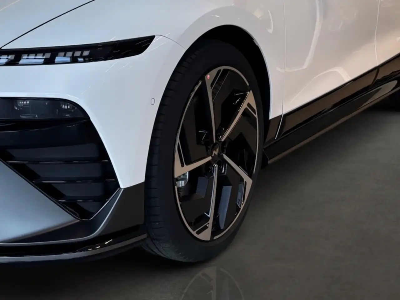 Hyundai Ioniq 6 N Line X Elektro 4WD *FACELIFT* 84 kWh*HUD*Navi*Le, миниатюра 6