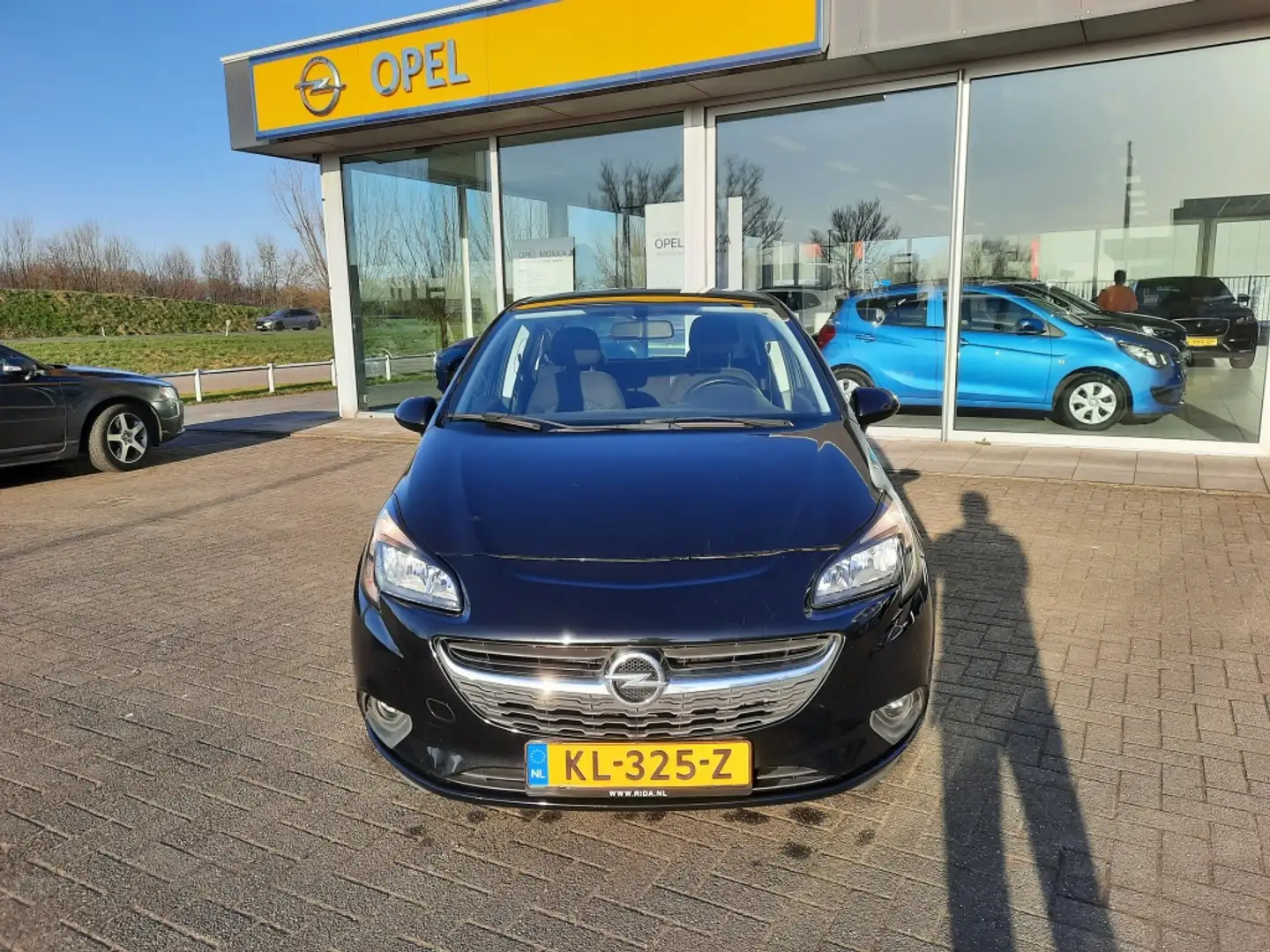 Opel Corsa 1.4 Edition Zwart - 2