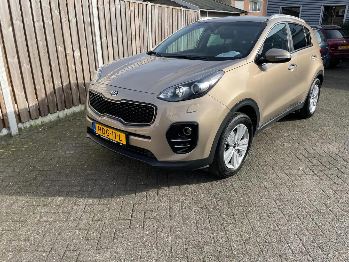 Kia Sportage 1.6 T-GDI DynamicPlusLine leder clima navi stuur v Beige - 2