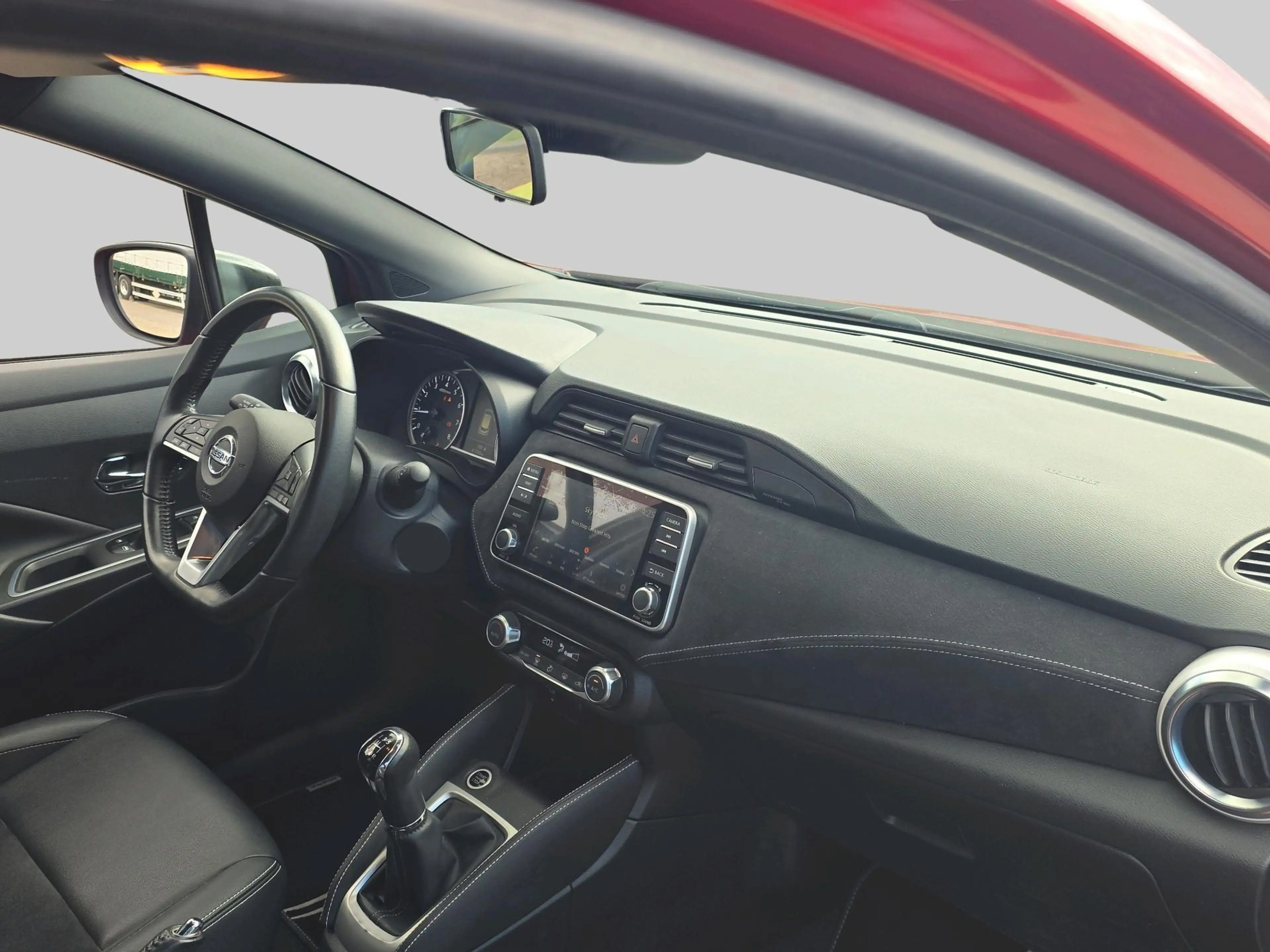 Nissan Micra 1.0 IG-T N-Sport — photo 13