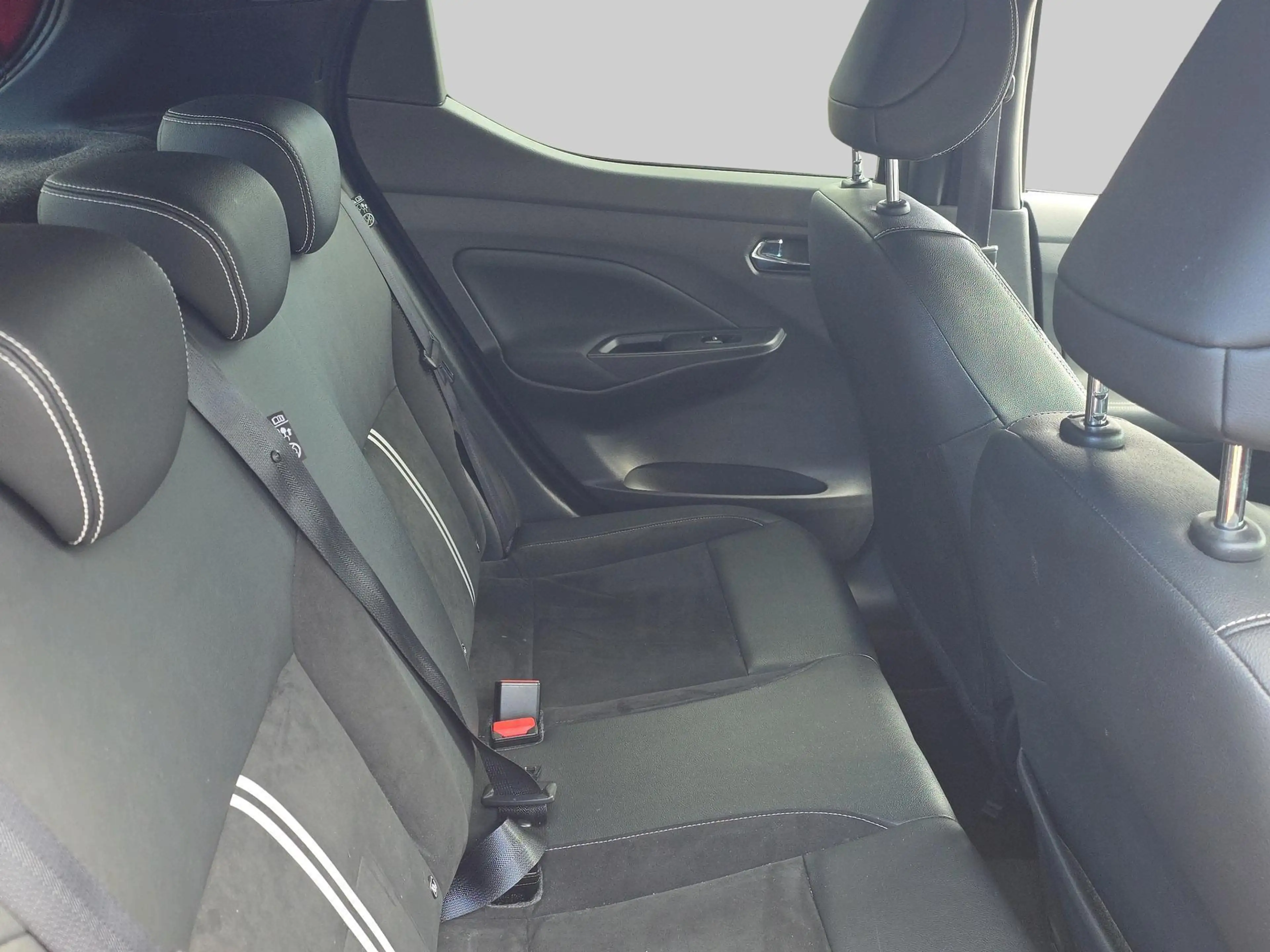 Nissan Micra 1.0 IG-T N-Sport — photo 14