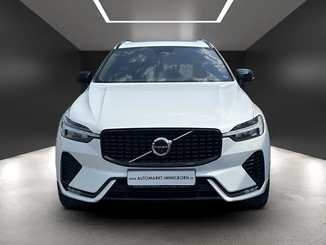 Volvo XC60 view 8