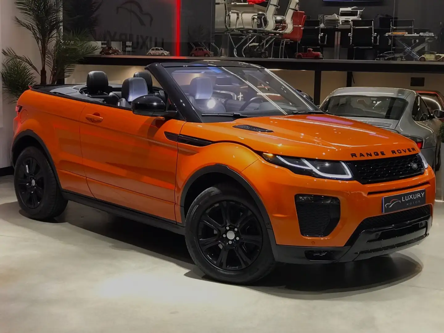 Land Rover Range Rover Evoque Rove Convertible 2.0TD4 HSE Dynamic 4WD 180 Aut Pomarańczowy - 1