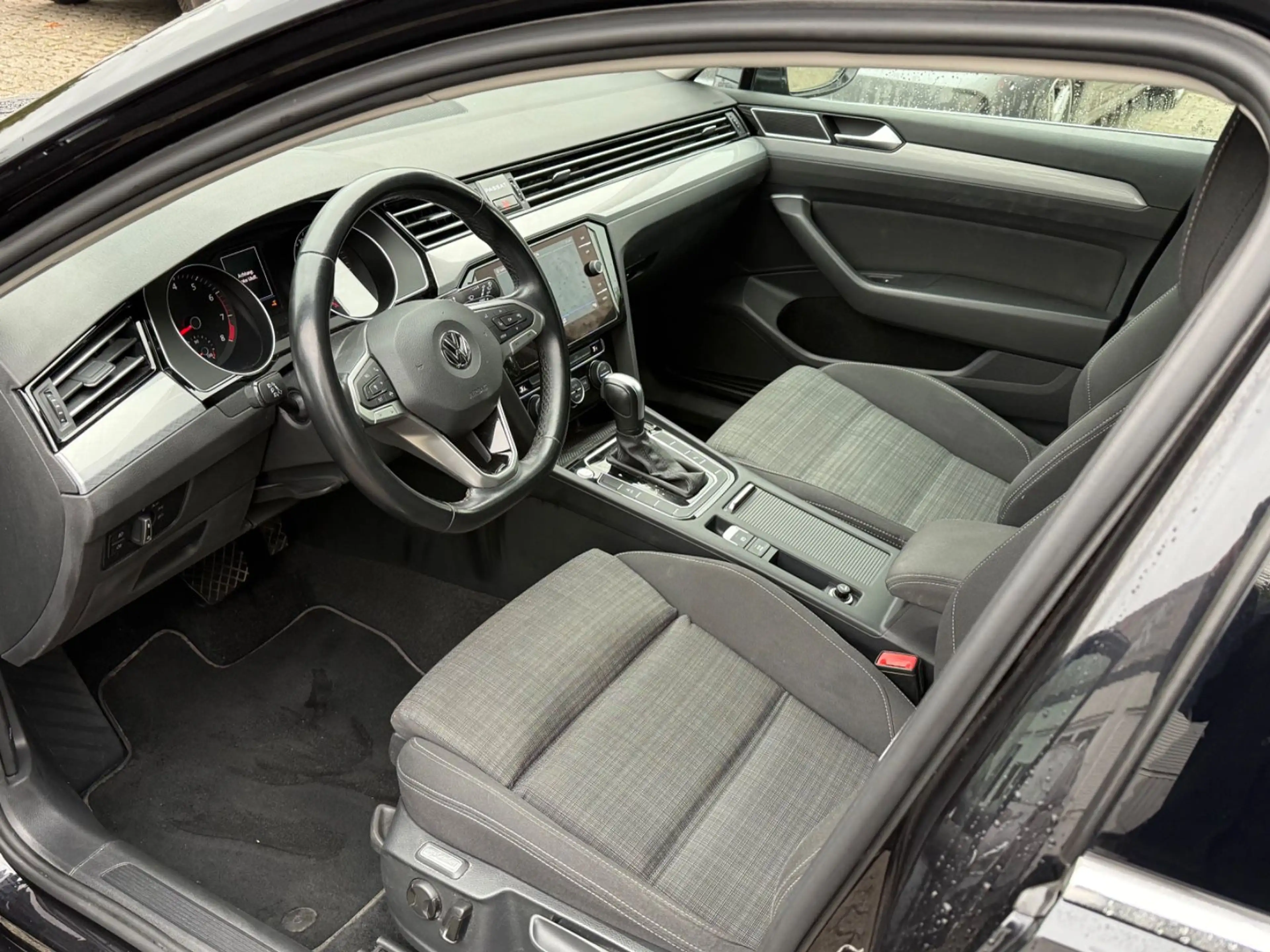 Volkswagen Passat Variant Business 1.5 TSI Automatik AHK — photo 7
