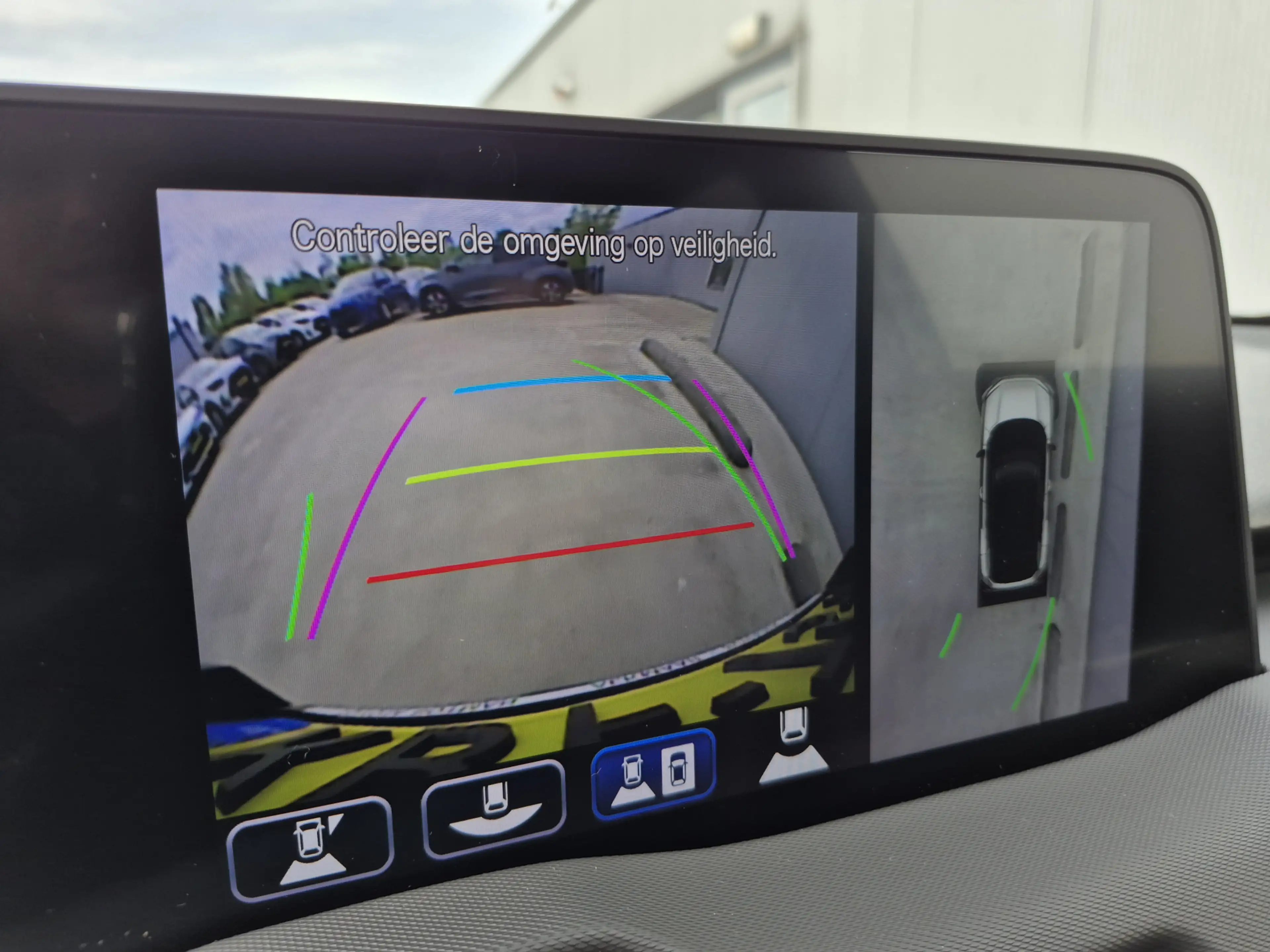 Toyota Urban Cruiser Executive 61 kWh Automaat | JBL | Navigatie | Stoe — photo 4