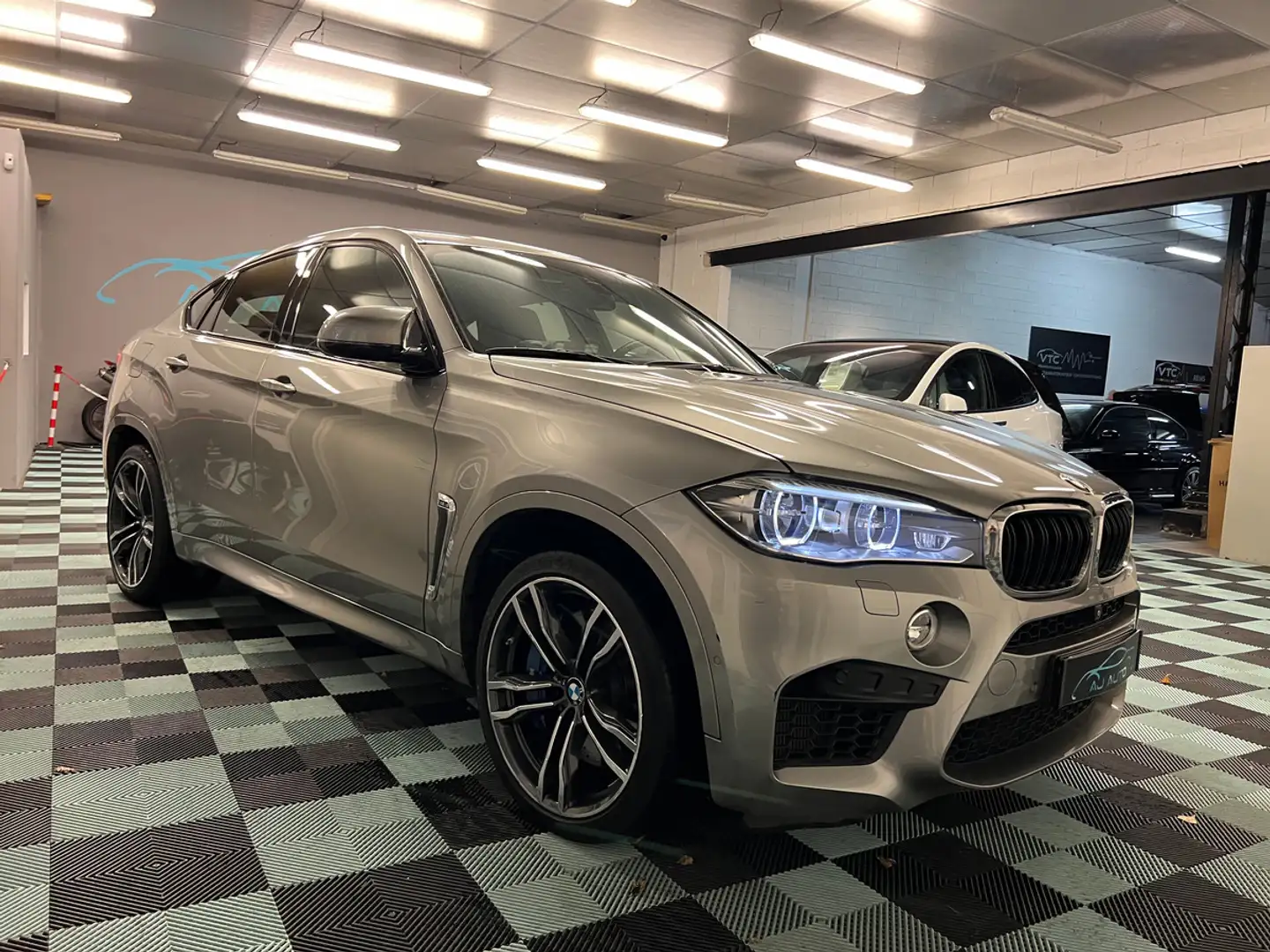 BMW X6 4.4 575CV M Gris - 1