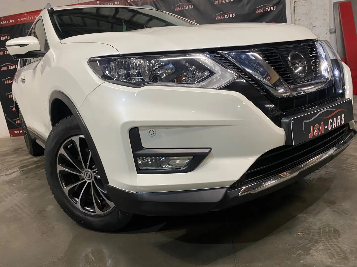 Nissan X-Trail 1.6 dCi 2WD N-Connecta/78000Km/Pano/Navi/Climauto Wit - 2