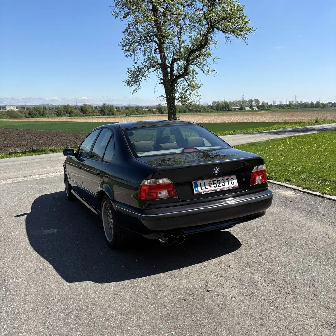 BMW 523 523i Österreich-Paket - 1