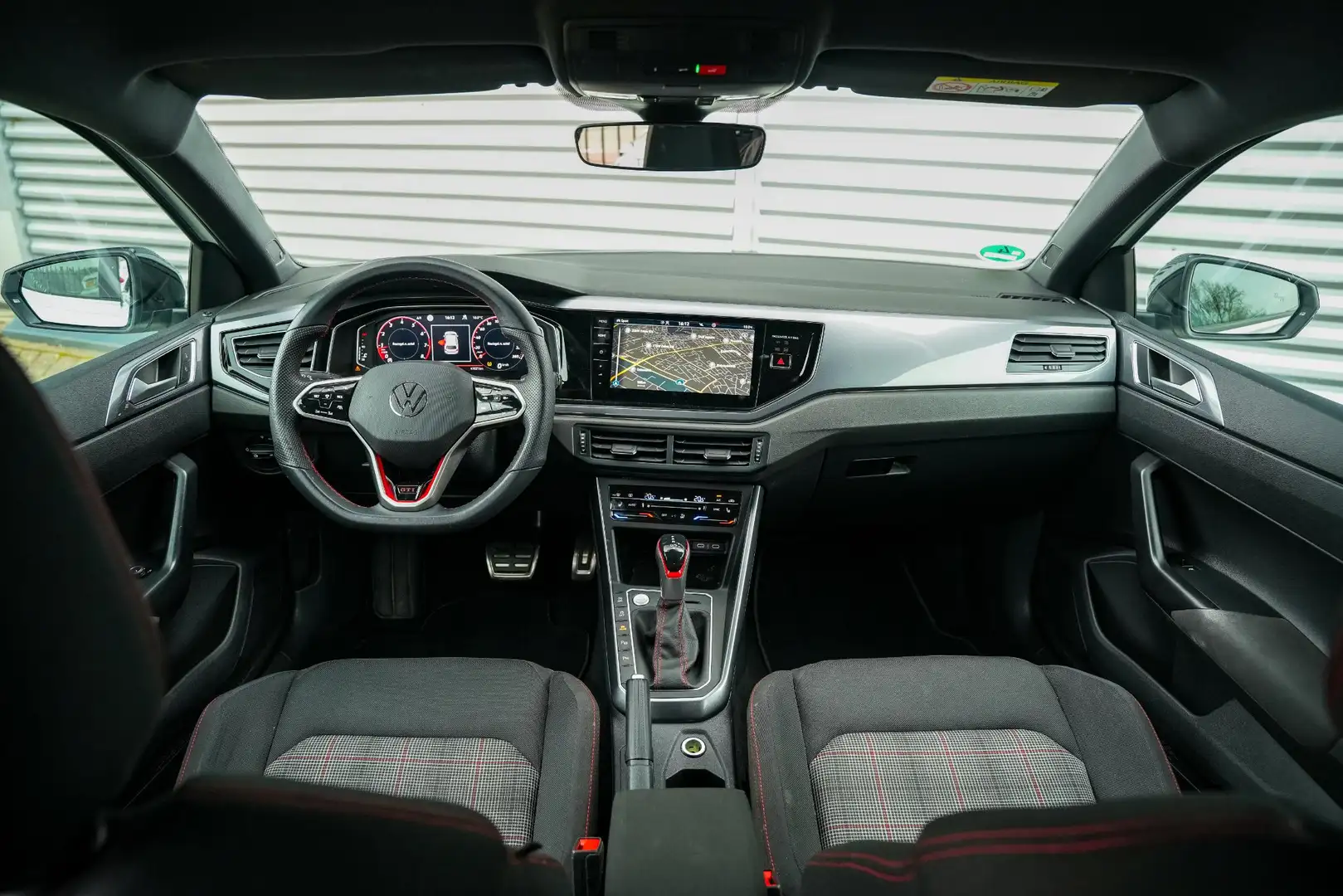 Volkswagen Polo GTI 2.0 TSI IQ Light Adapt. Cruise Beats Virtual Dash Blanc - 2