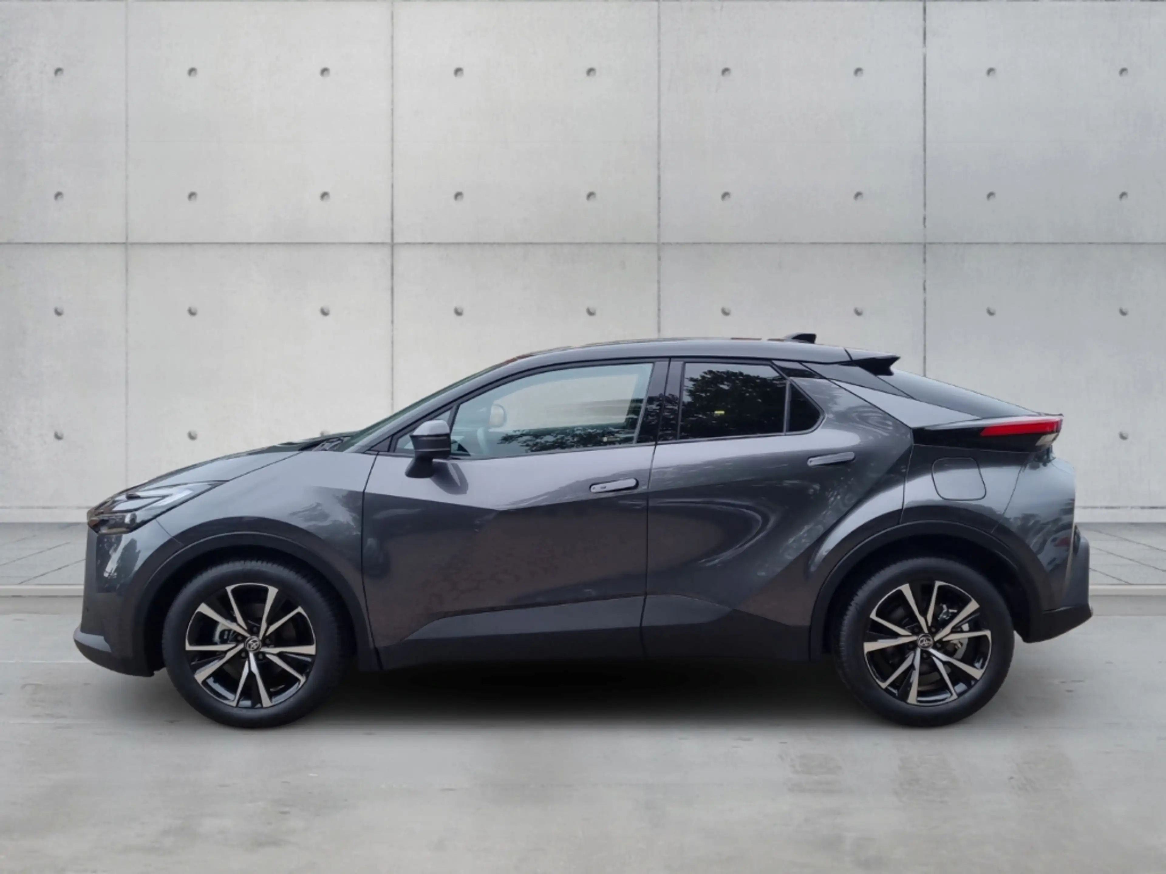 Toyota C-HR Hybrid 1,8 Team*LED*ACC*CAM*PDC*SHZ*LHZ*NAV* — photo 3