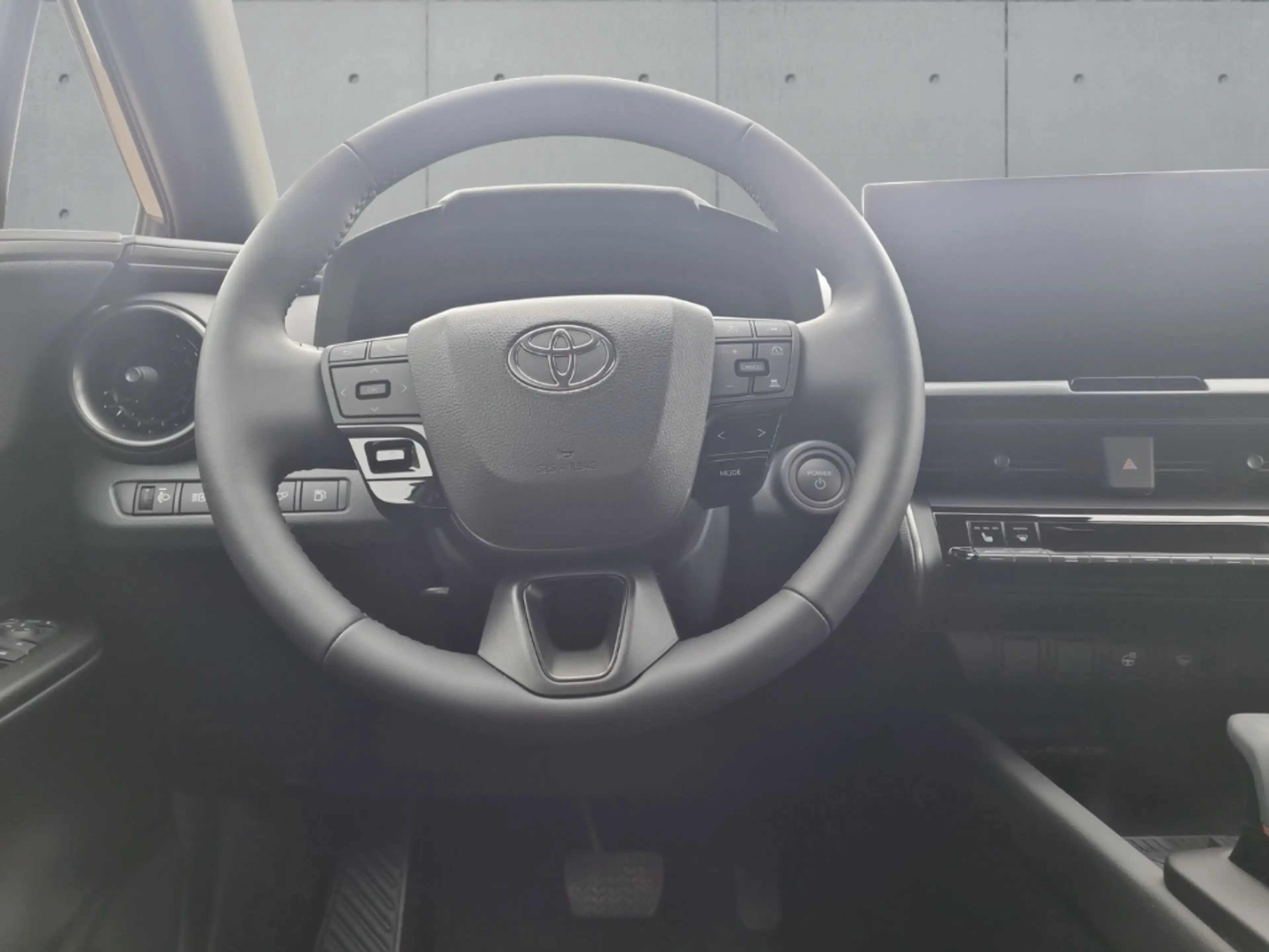 Toyota C-HR Hybrid 1,8 Team*LED*ACC*CAM*PDC*SHZ*LHZ*NAV* — photo 12