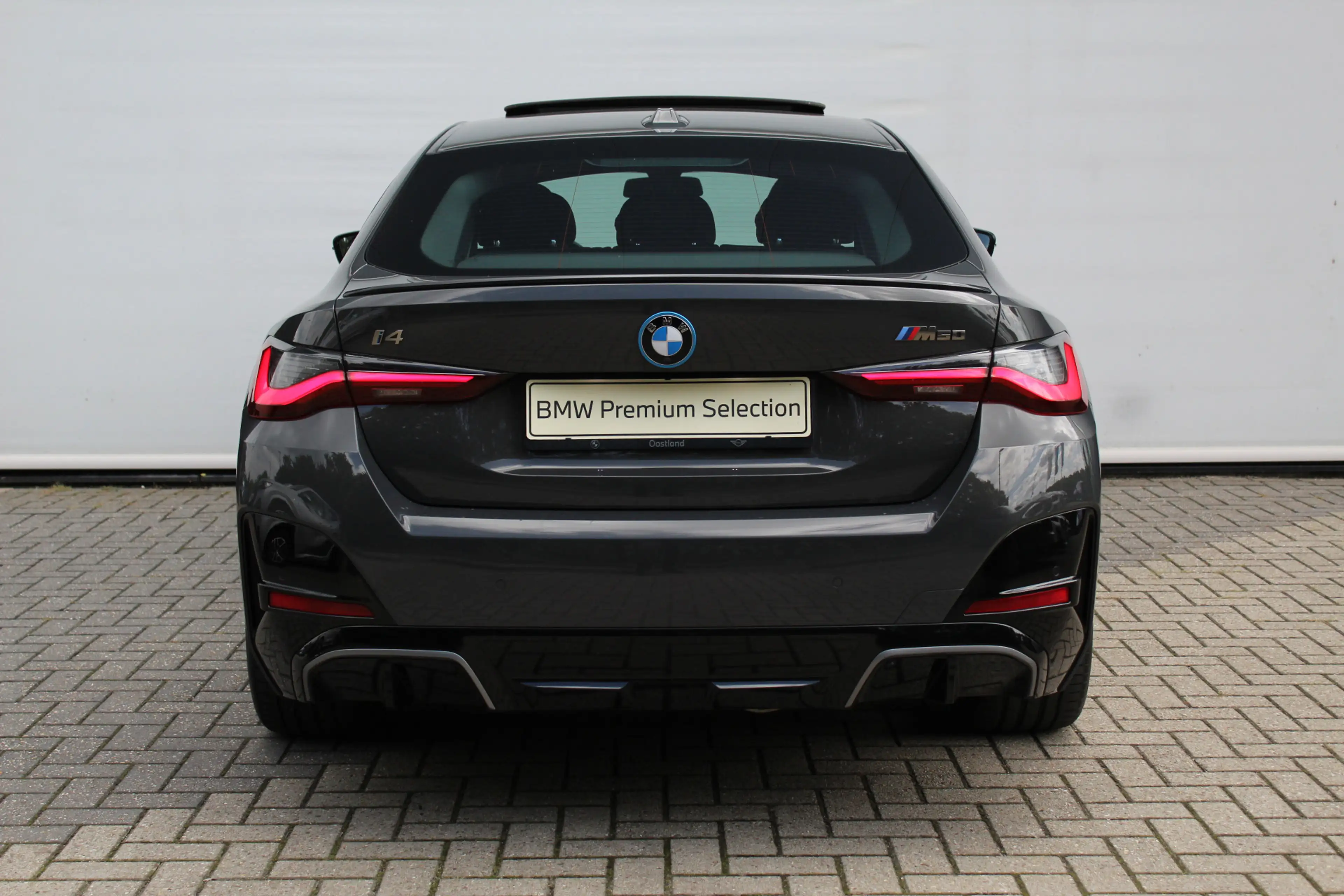 BMW i4 M50 High Executive / Schuif-kanteldak / Trekhaak / — photo 5