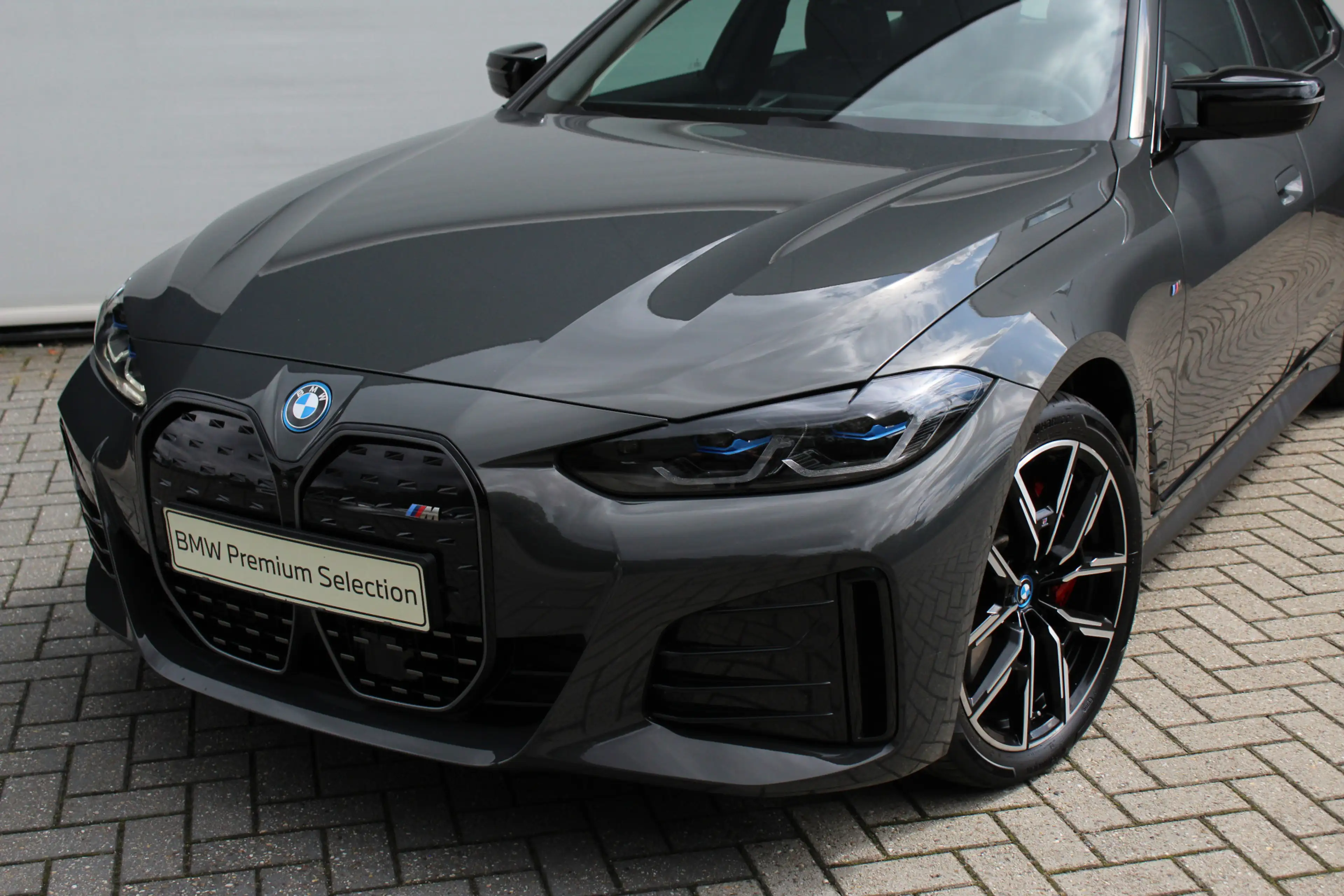 BMW i4 M50 High Executive / Schuif-kanteldak / Trekhaak / — photo 7