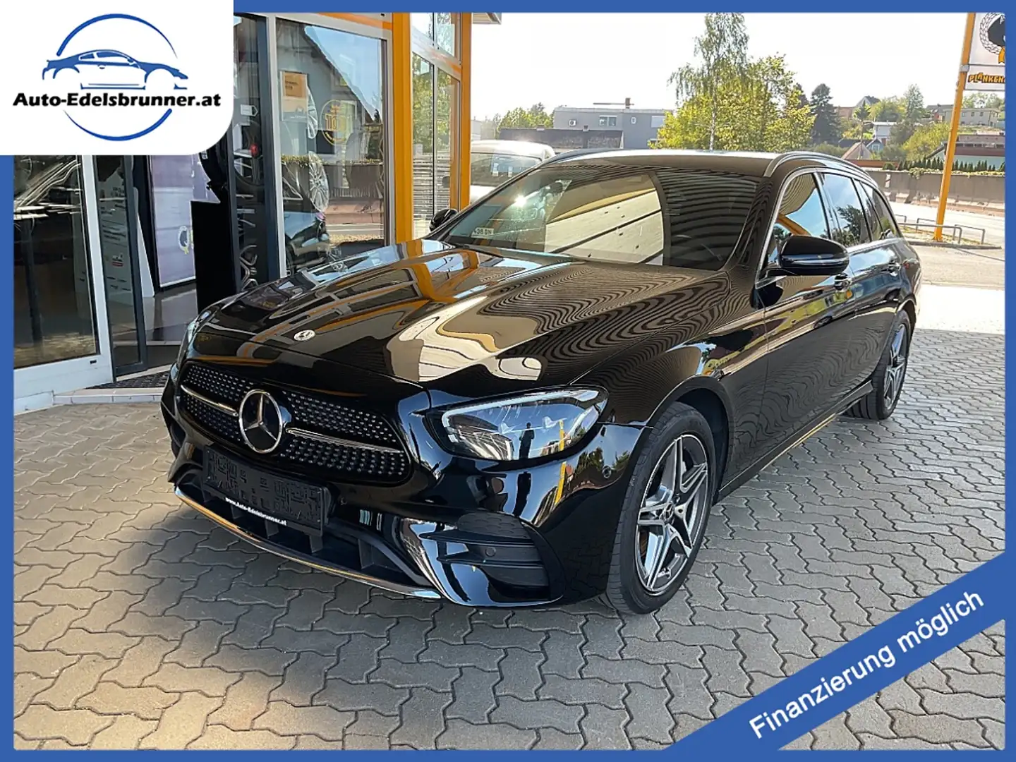 Mercedes-Benz E 300 de T-Modell AMG Line Schwarz - 1