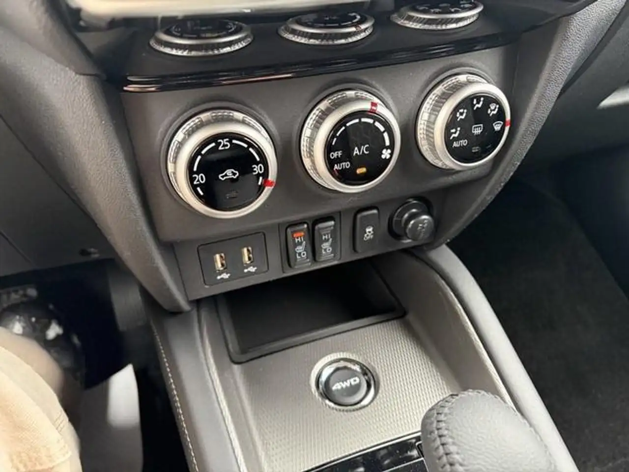 Mitsubishi RVR снимка Mitsubishi RVR