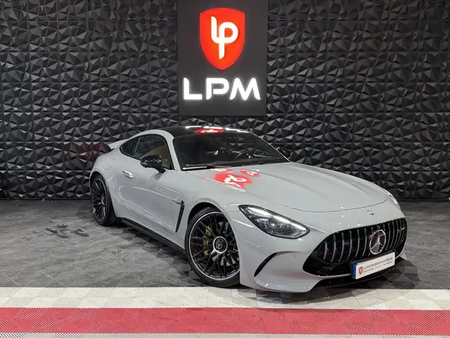 Mercedes-Benz Amg GT view 2
