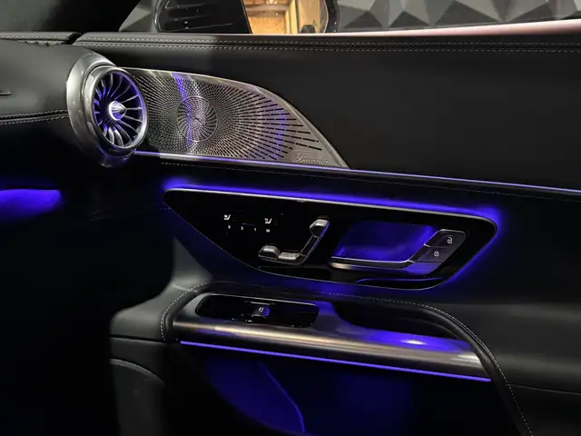 Mercedes-Benz Amg GT view 14