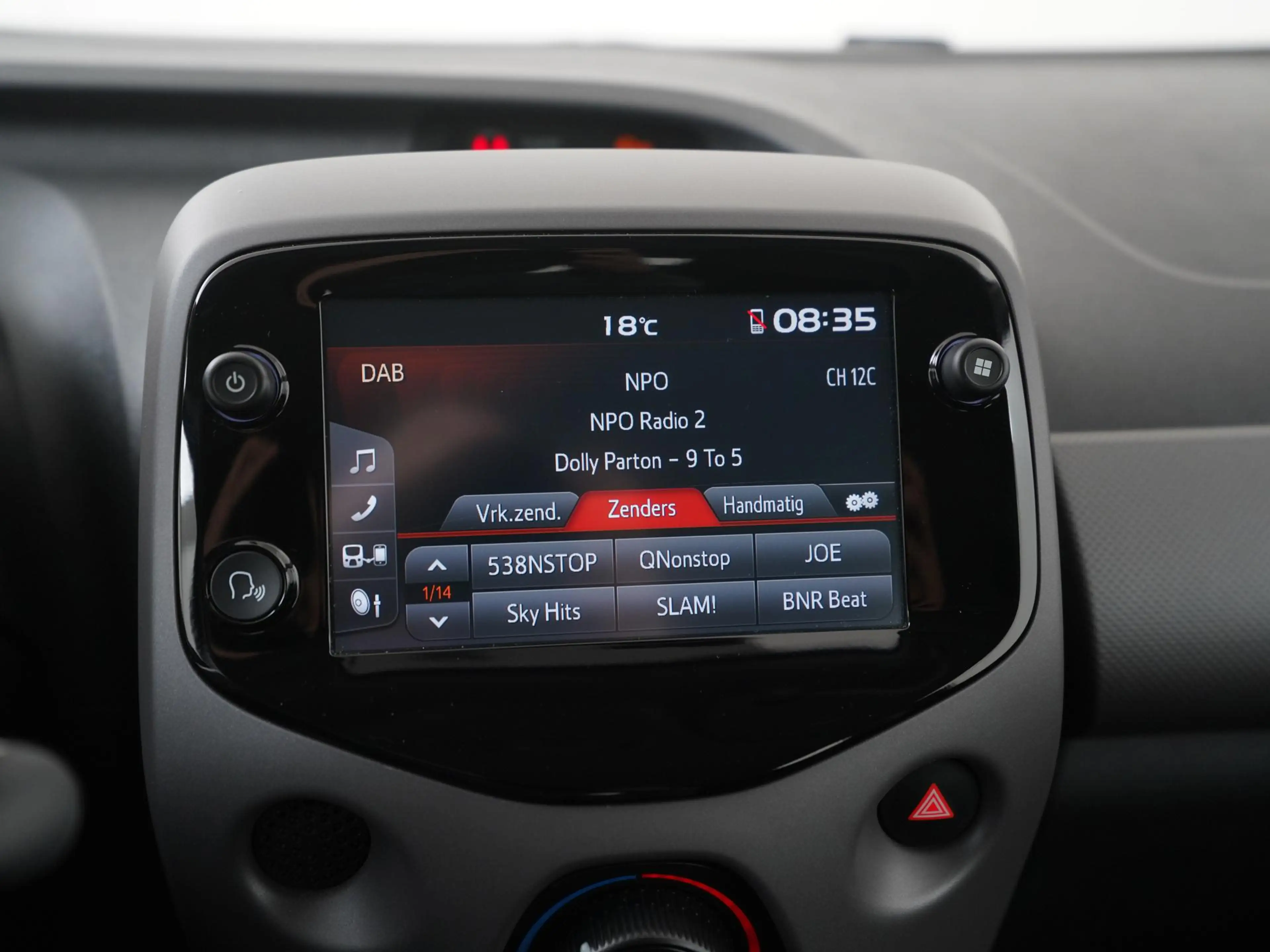 Peugeot 108 1.0 e-VTi Active | Camera | Apple/Android Carplay — photo 12