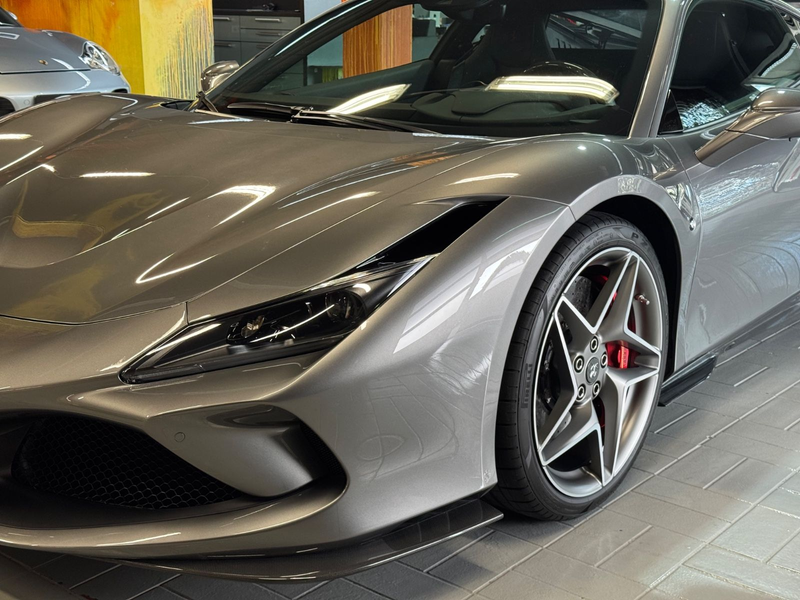Ferrari F8 Tributo Coupé DCT LIFT~RACING SEATS~KAMERA — photo 14