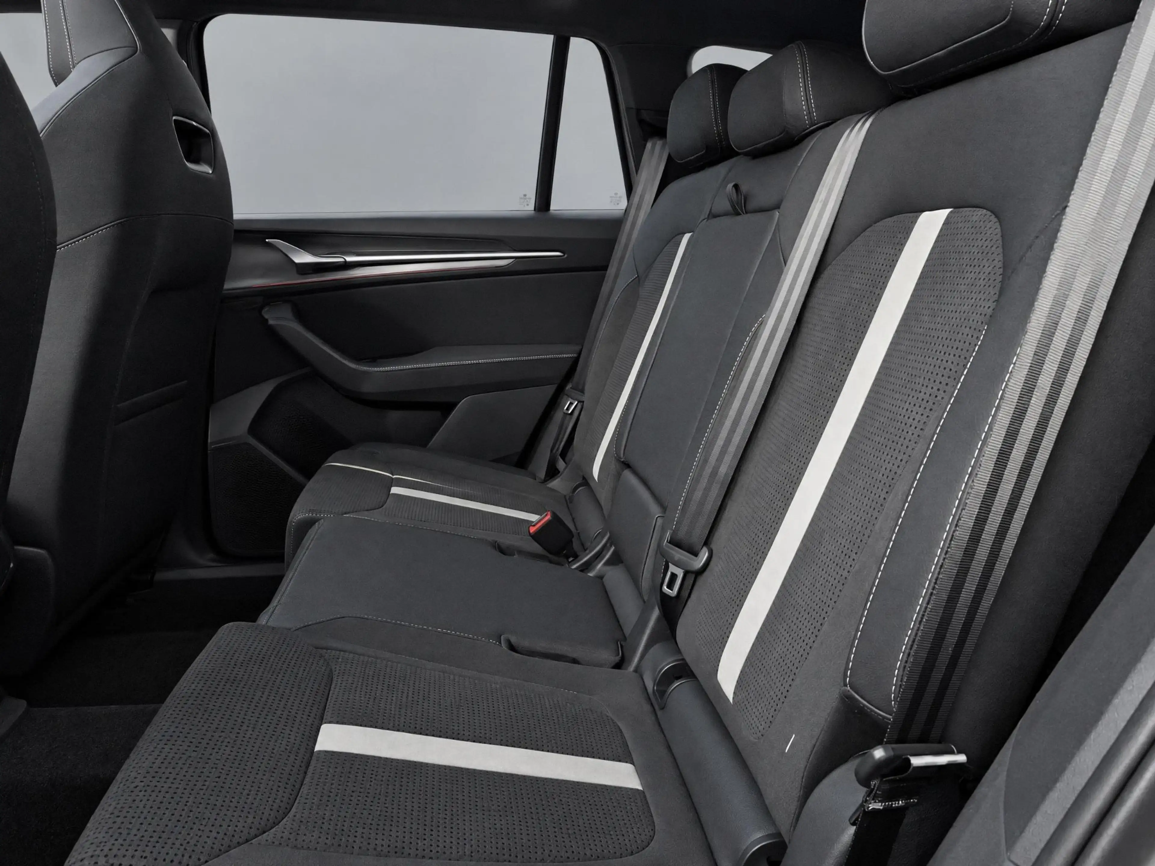 Skoda Kodiaq 1.5 TSI 204pk DSG PHEV Sportline Business · Panora — photo 12